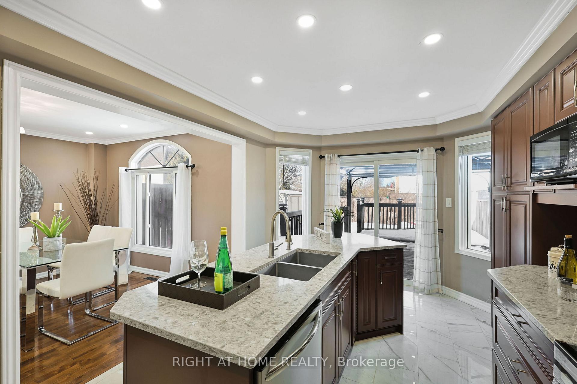 Photo 14 of 1144 Ridgemount Boulevard, Oshawa, Pinecrest — HOMEH