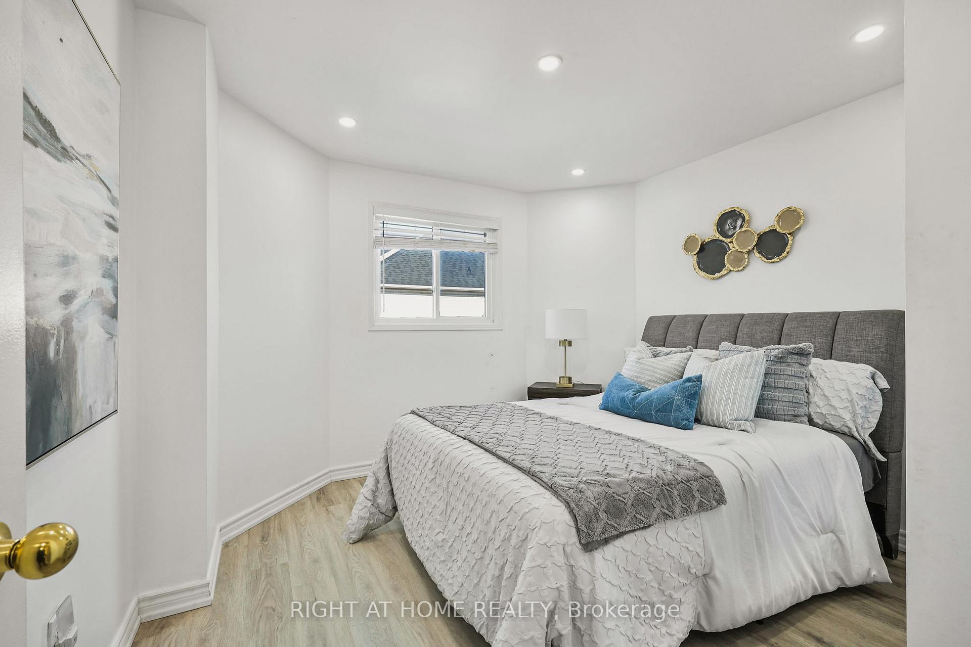 Photo 29 of 1144 Ridgemount Boulevard, Oshawa, Pinecrest — HOMEH