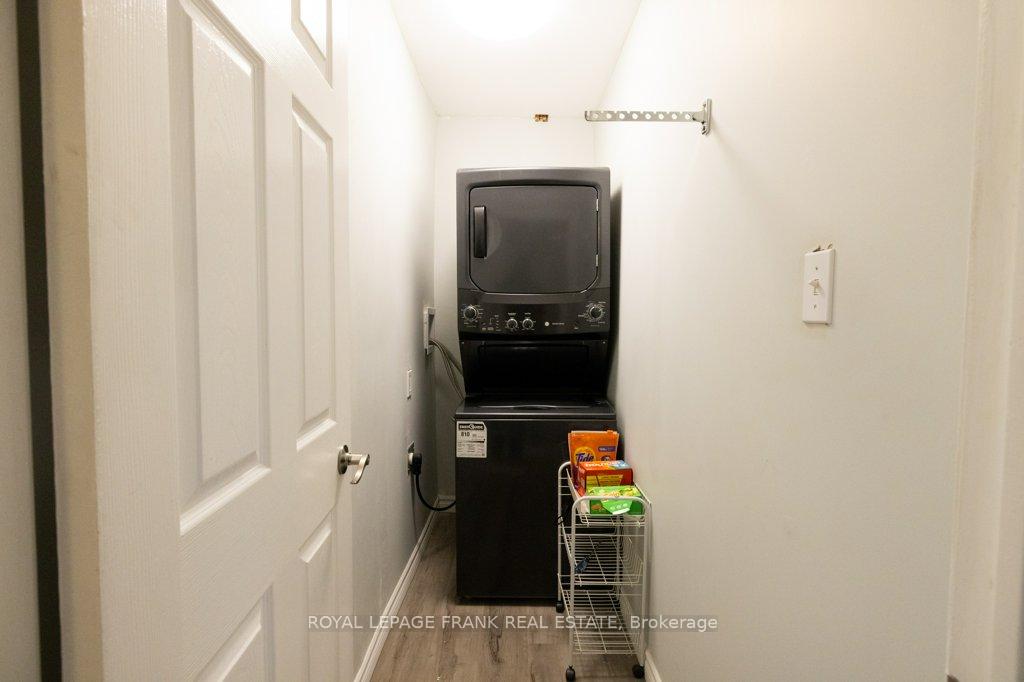 Photo 12 of 872 Chamberlain Street, Peterborough, Otonabee Ward 1 — HOMEH