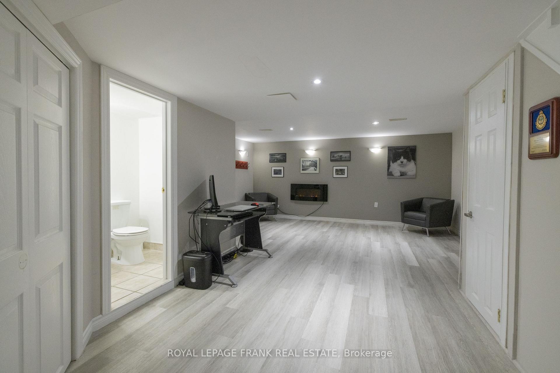 Photo 19 of 872 Chamberlain Street, Peterborough, Otonabee Ward 1 — HOMEH