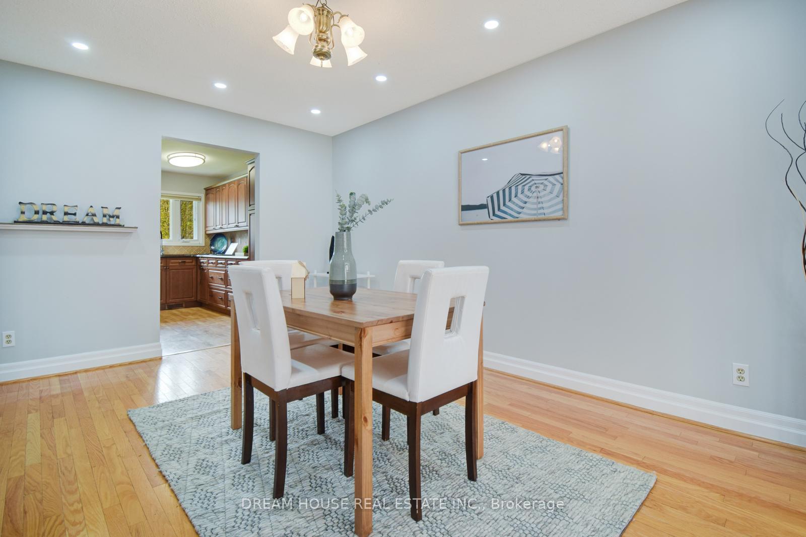 Photo 8 of 399 Dickens Drive, Oshawa, Eastdale — HOMEH