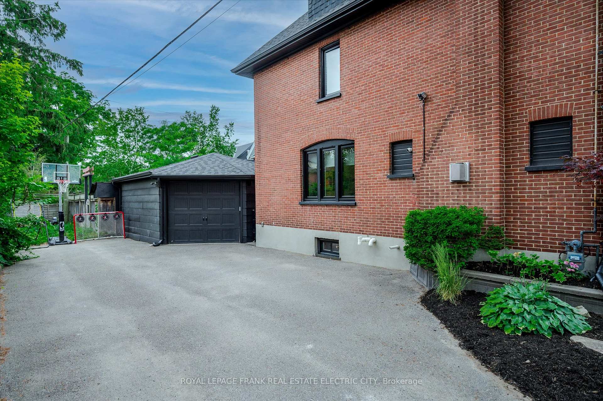 Photo 43 of 365 Leslie Avenue, Peterborough, Town Ward 3 — HOMEH