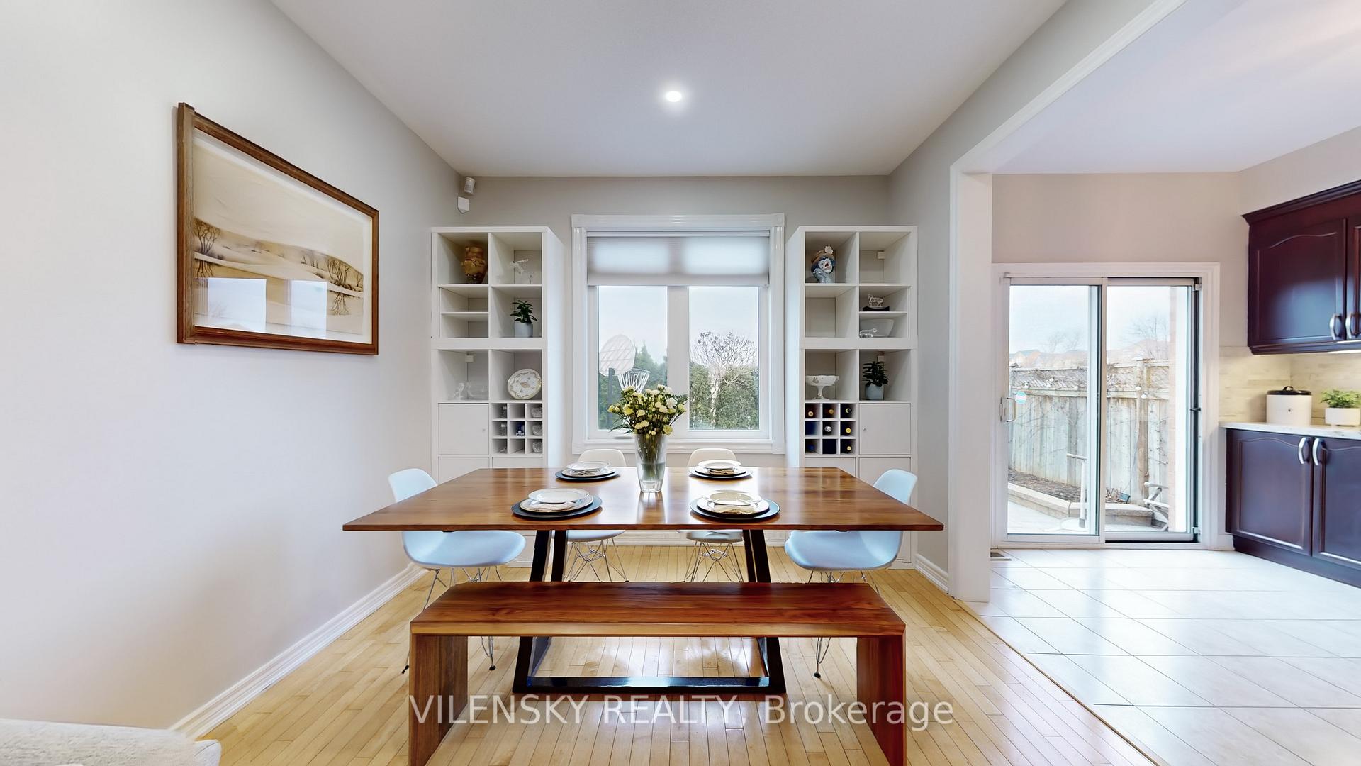 Photo 14 of 65 Bentwood Crescent, Vaughan, Patterson — HOMEH