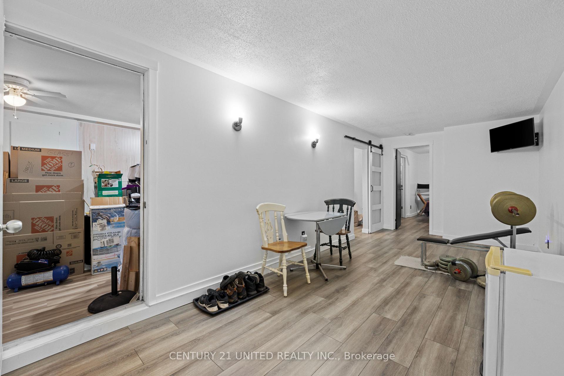 Photo 16 of 831 Mountain Ash Road, Peterborough, Otonabee Ward 1 — HOMEH