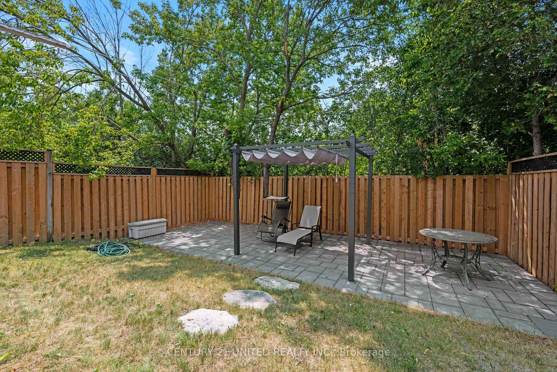 Photo 20 of 831 Mountain Ash Road, Peterborough, Otonabee Ward 1 — HOMEH