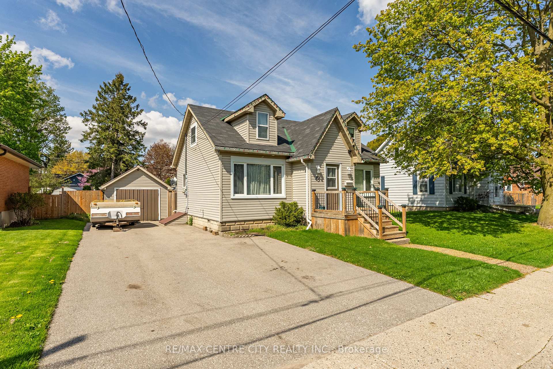 Photo 26 of 85 Pine Street E, Aylmer — HOMEH