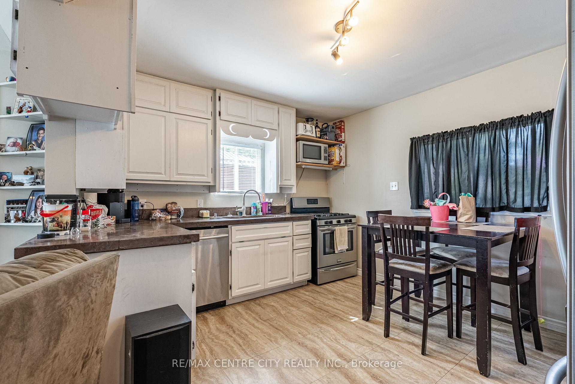 Photo 22 of 85 Pine Street E, Aylmer — HOMEH