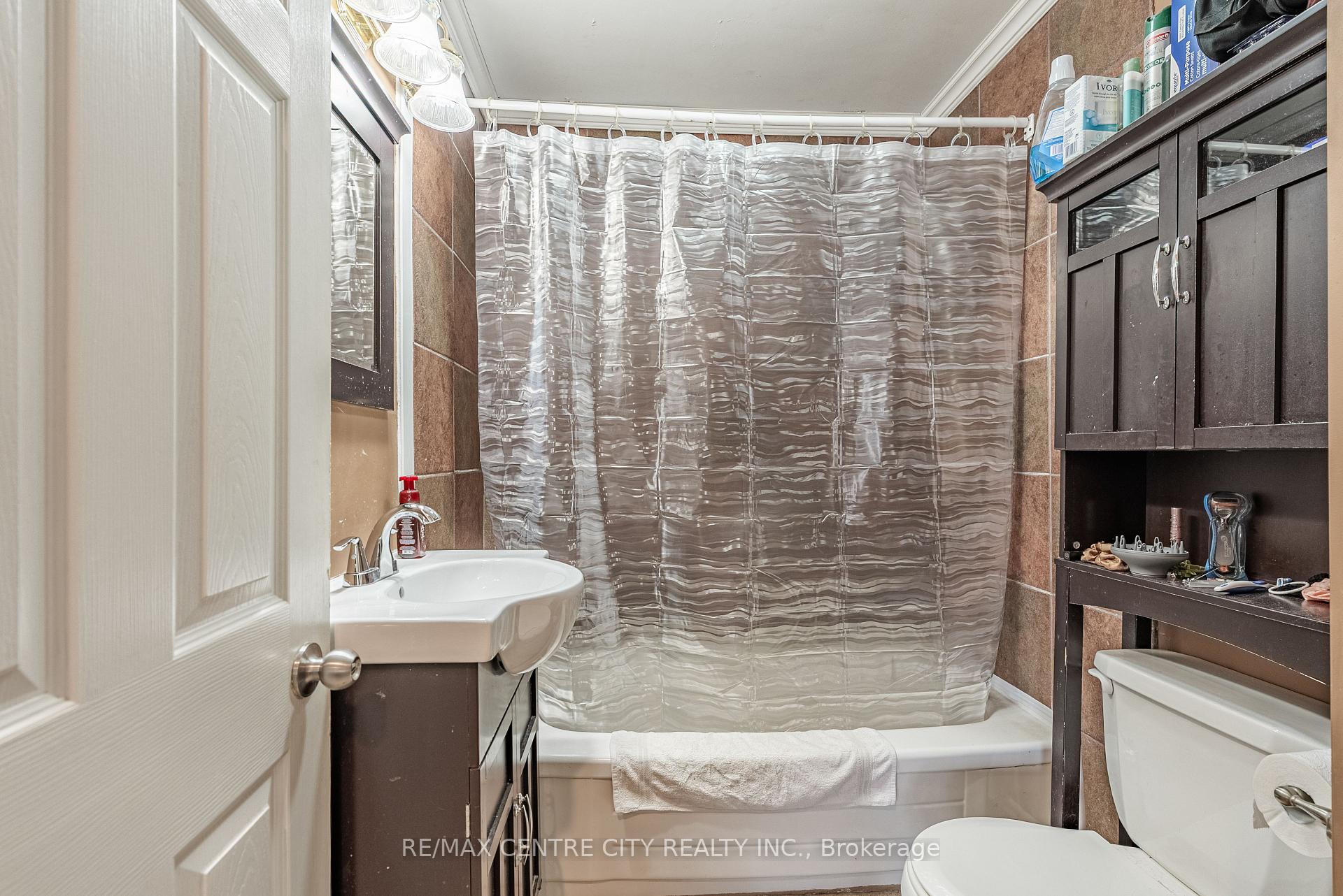 Photo 24 of 85 Pine Street E, Aylmer — HOMEH