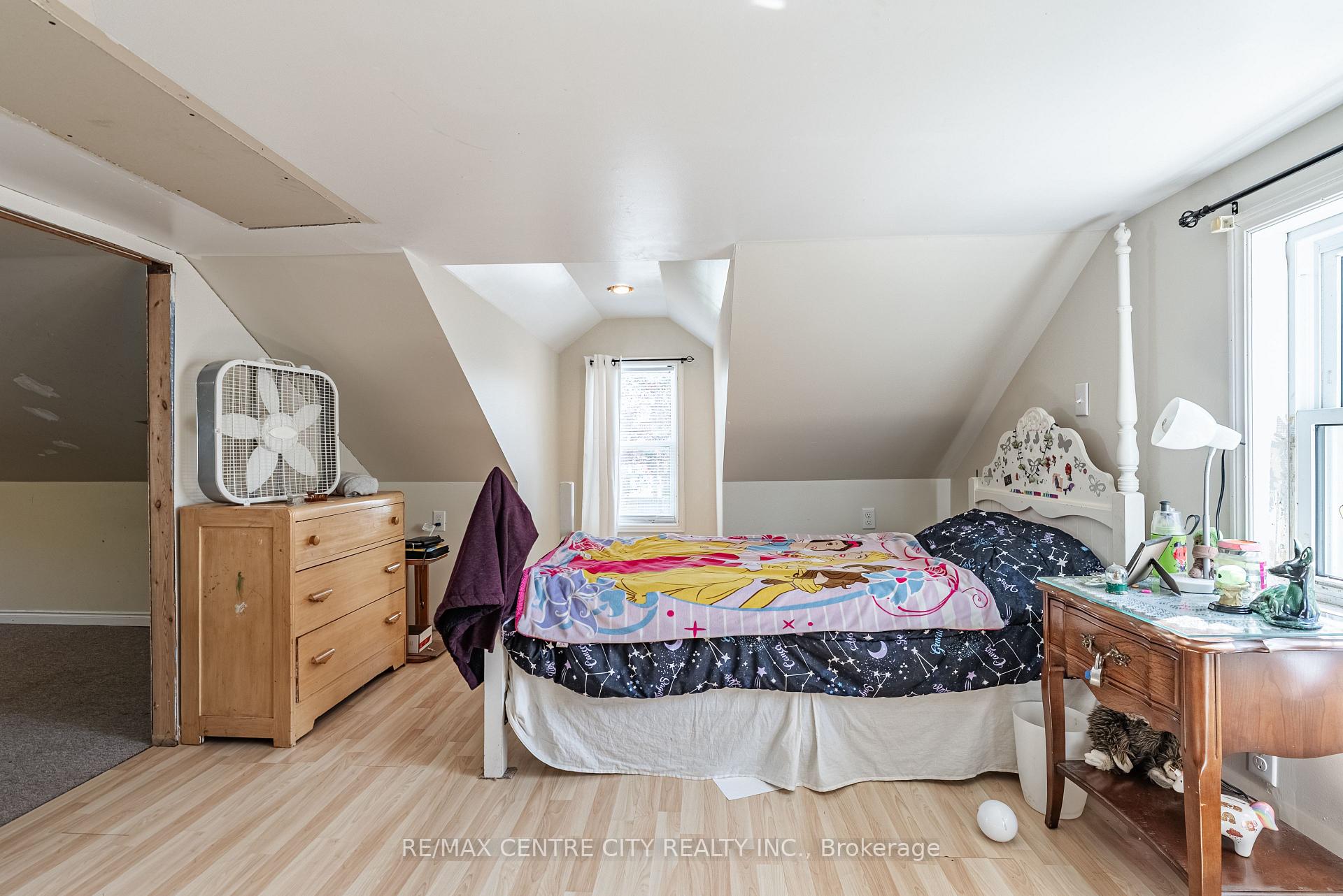 Photo 32 of 85 Pine Street E, Aylmer — HOMEH