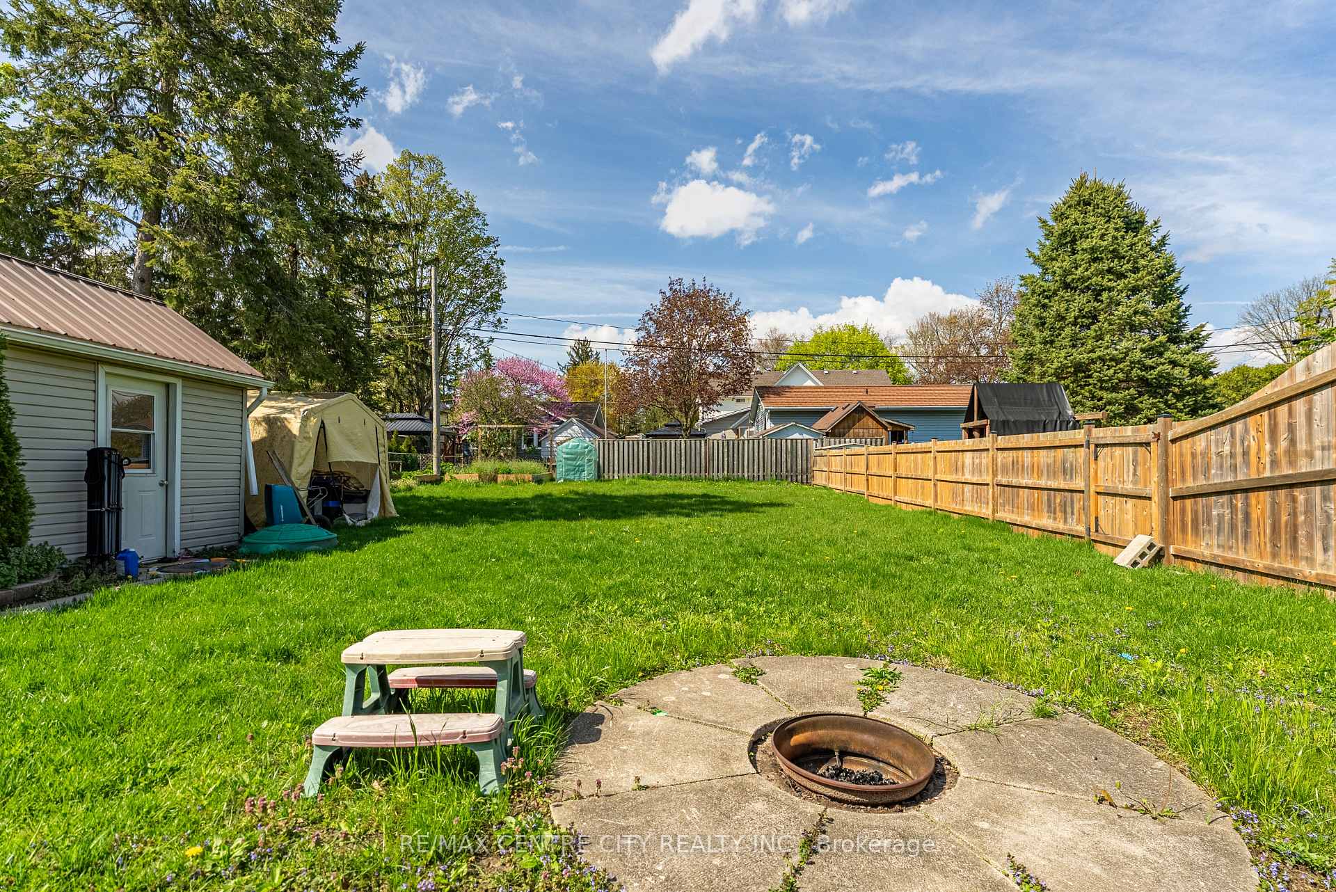 Photo 39 of 85 Pine Street E, Aylmer — HOMEH