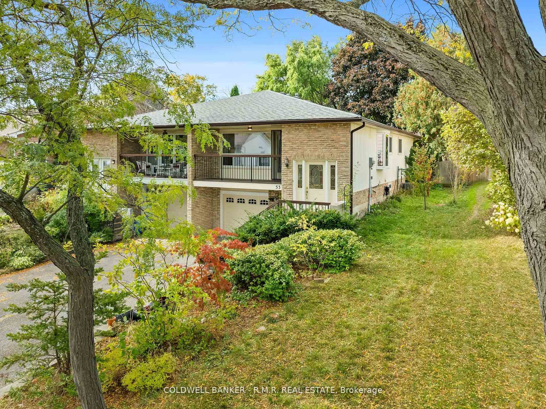 Photo 2 of 53 Guthrie Crescent, Whitby, Lynde Creek — HOMEH