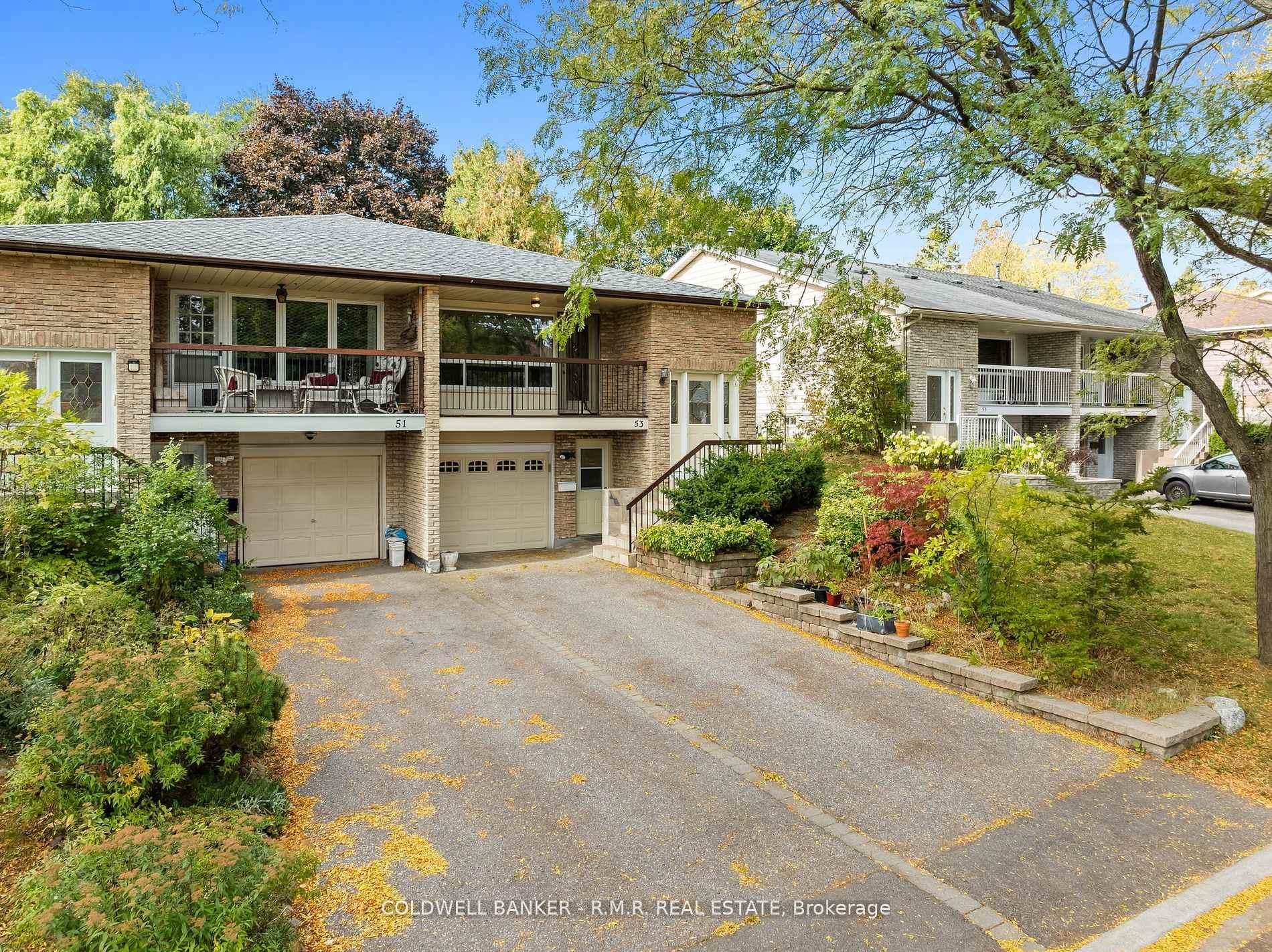 Photo 3 of 53 Guthrie Crescent, Whitby, Lynde Creek — HOMEH
