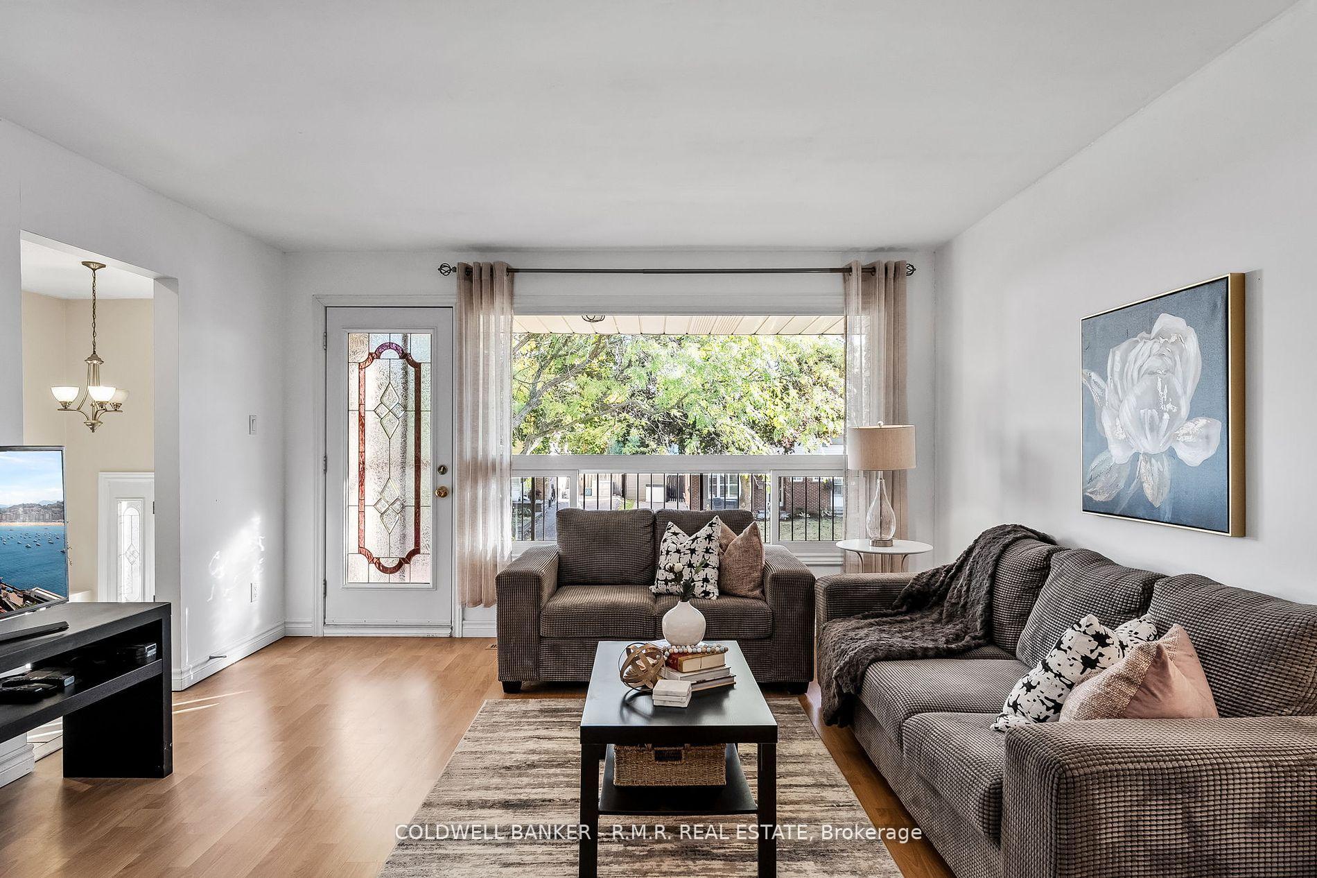Photo 10 of 53 Guthrie Crescent, Whitby, Lynde Creek — HOMEH