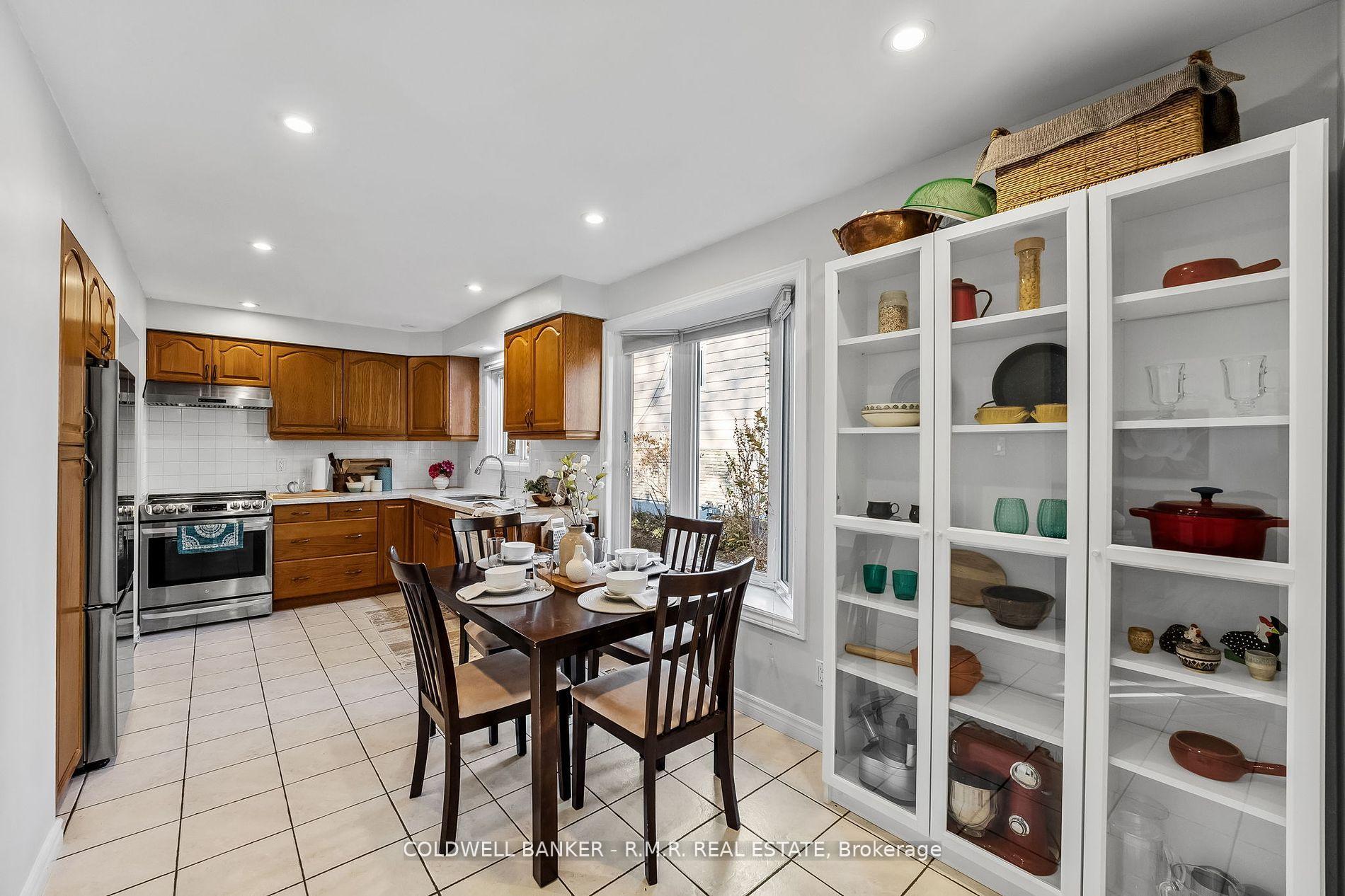 Photo 12 of 53 Guthrie Crescent, Whitby, Lynde Creek — HOMEH