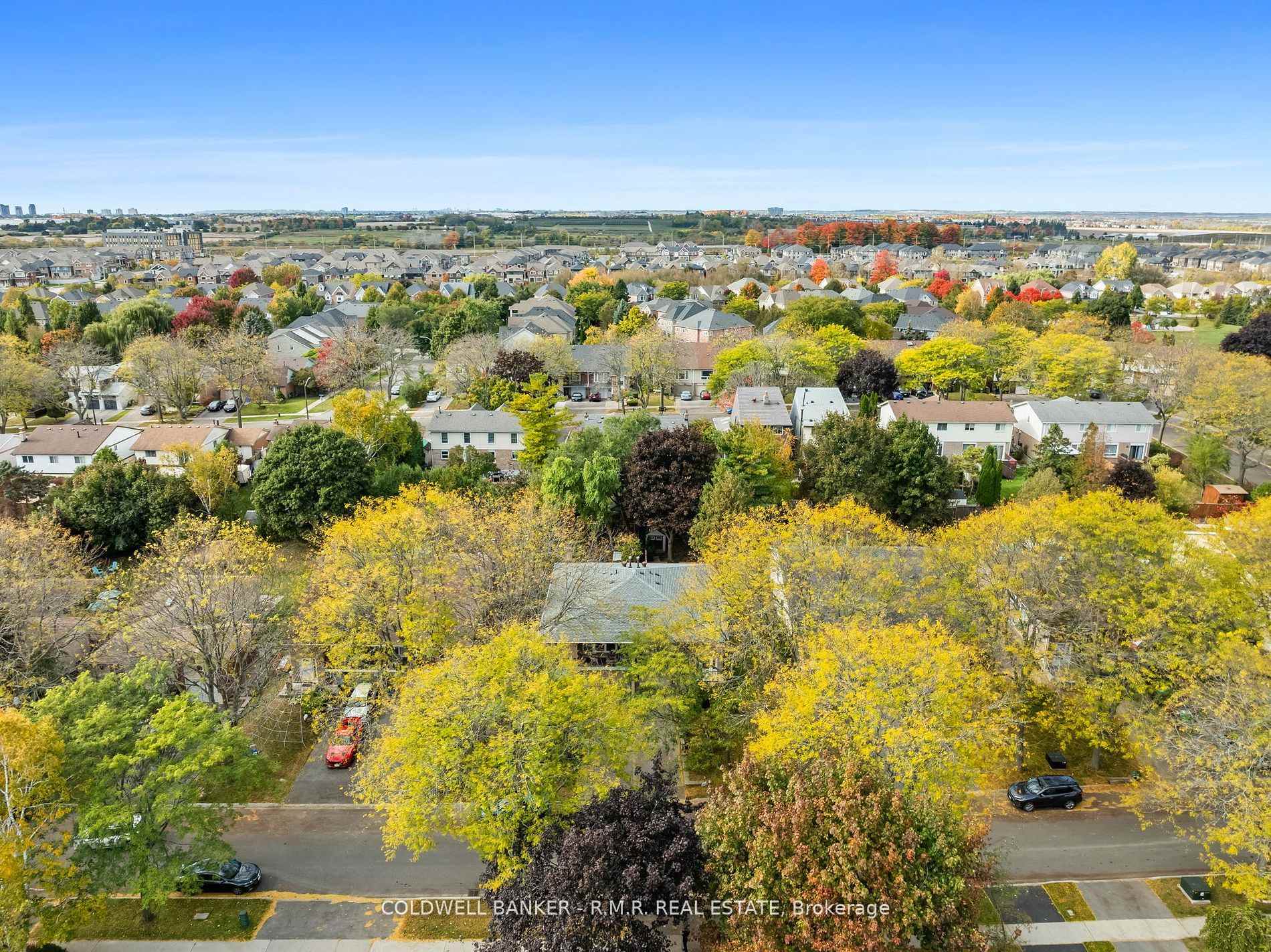 Photo 40 of 53 Guthrie Crescent, Whitby, Lynde Creek — HOMEH
