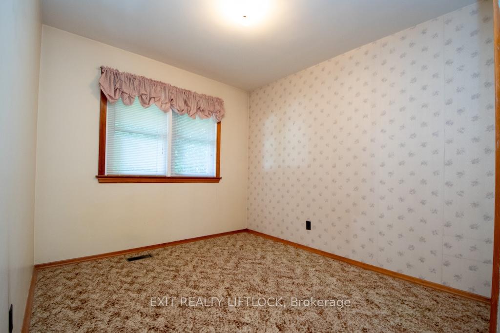 Photo 13 of 751 Chamberlain Street, Peterborough, Otonabee Ward 1 — HOMEH