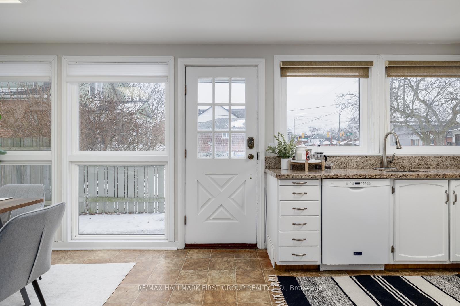 Photo 6 of 247 Gibbons Street, Oshawa, McLaughlin — HOMEH