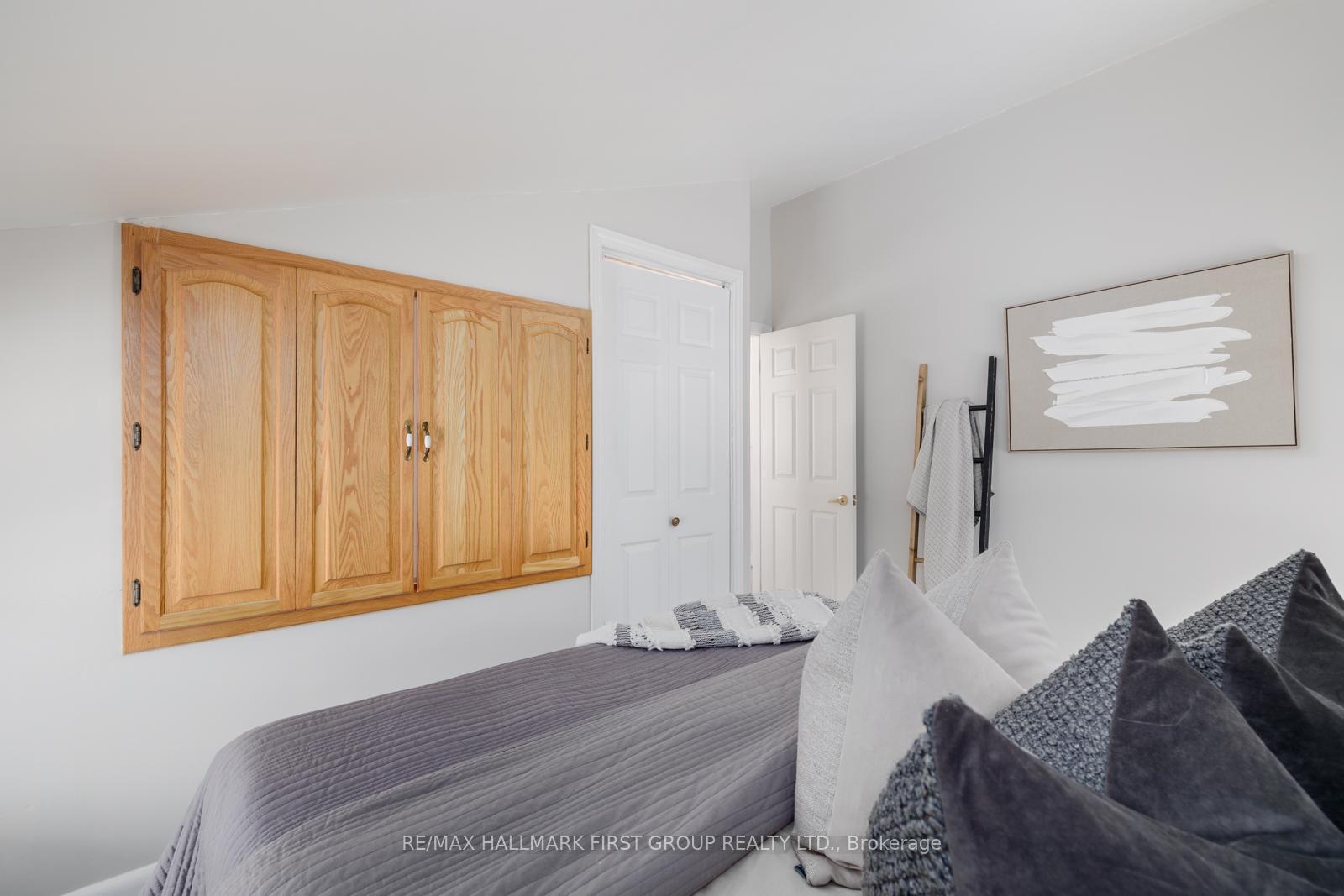 Photo 26 of 247 Gibbons Street, Oshawa, McLaughlin — HOMEH