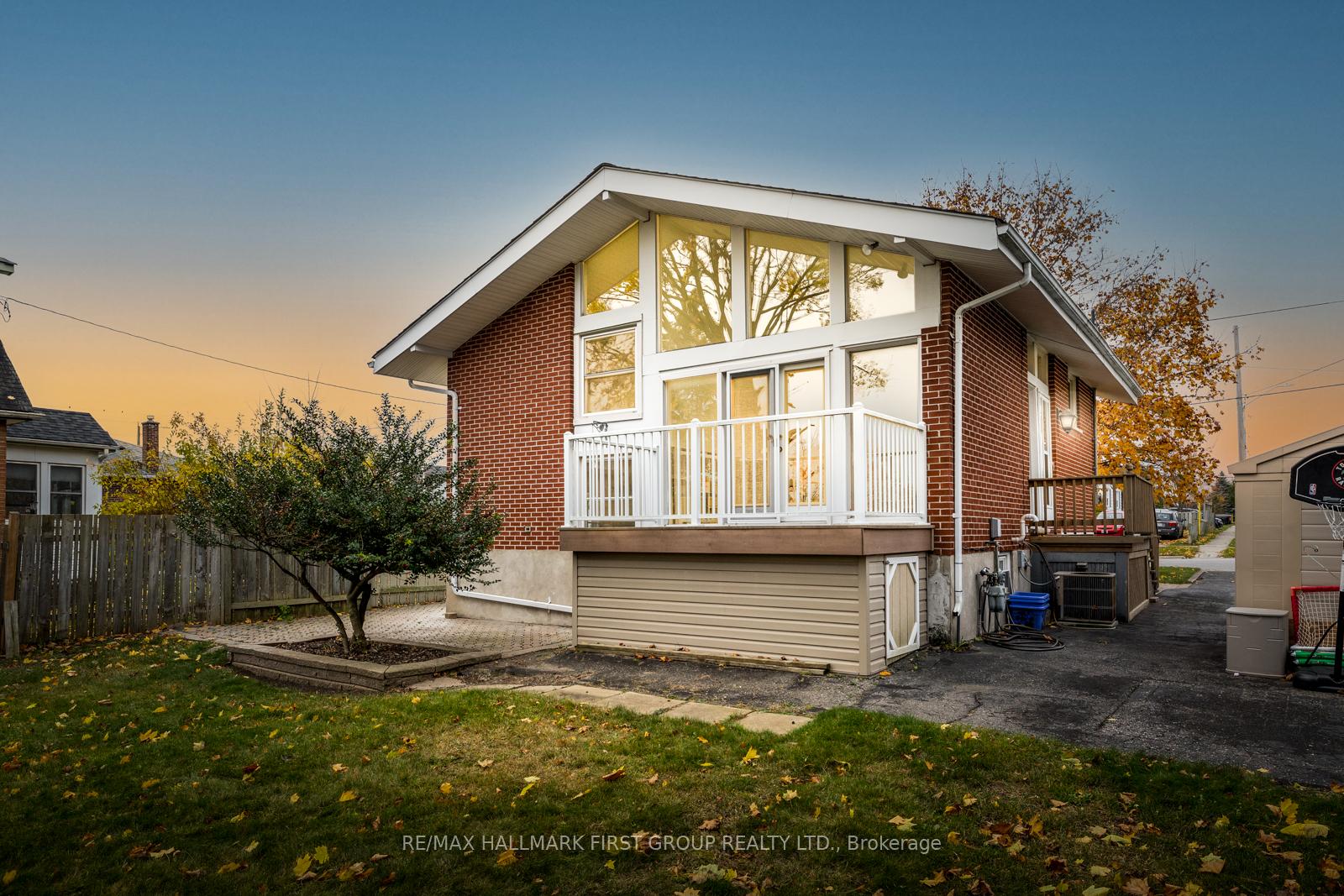 Photo 31 of 247 Gibbons Street, Oshawa, McLaughlin — HOMEH