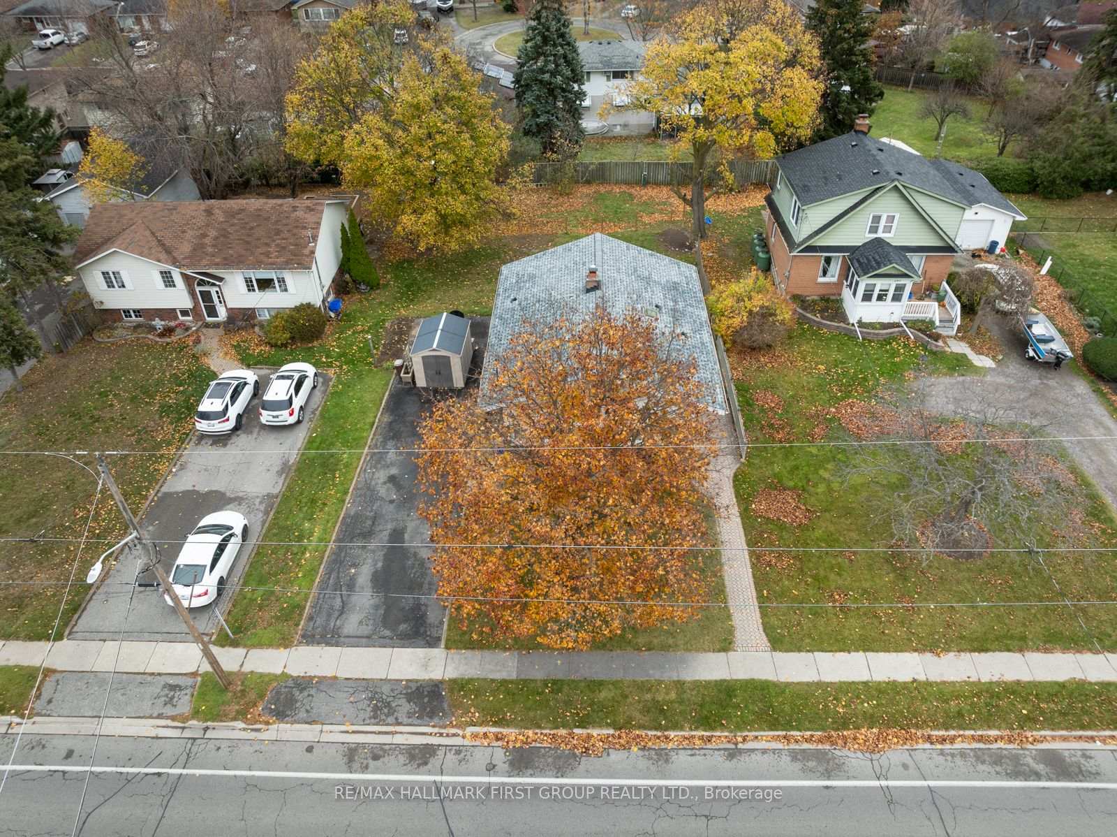 Photo 34 of 247 Gibbons Street, Oshawa, McLaughlin — HOMEH