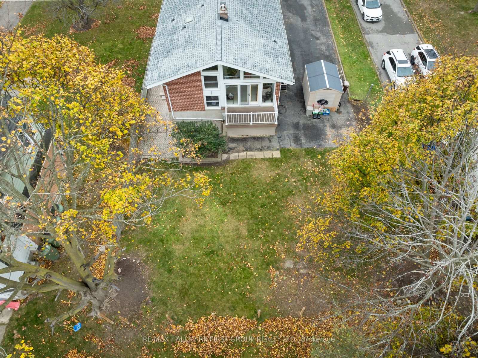 Photo 37 of 247 Gibbons Street, Oshawa, McLaughlin — HOMEH