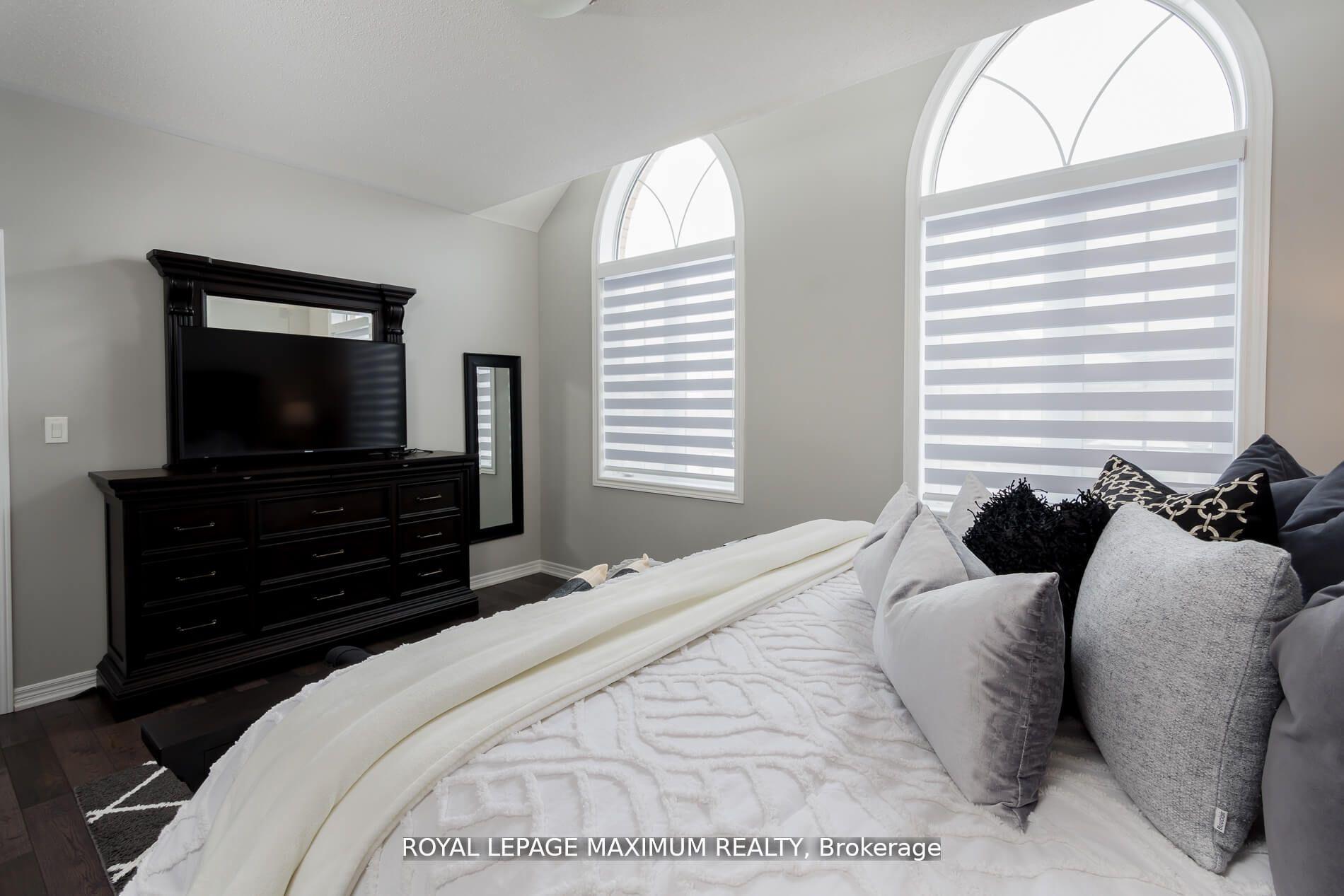 Photo 22 of 29 Red Tree Drive, Vaughan, Kleinburg — HOMEH