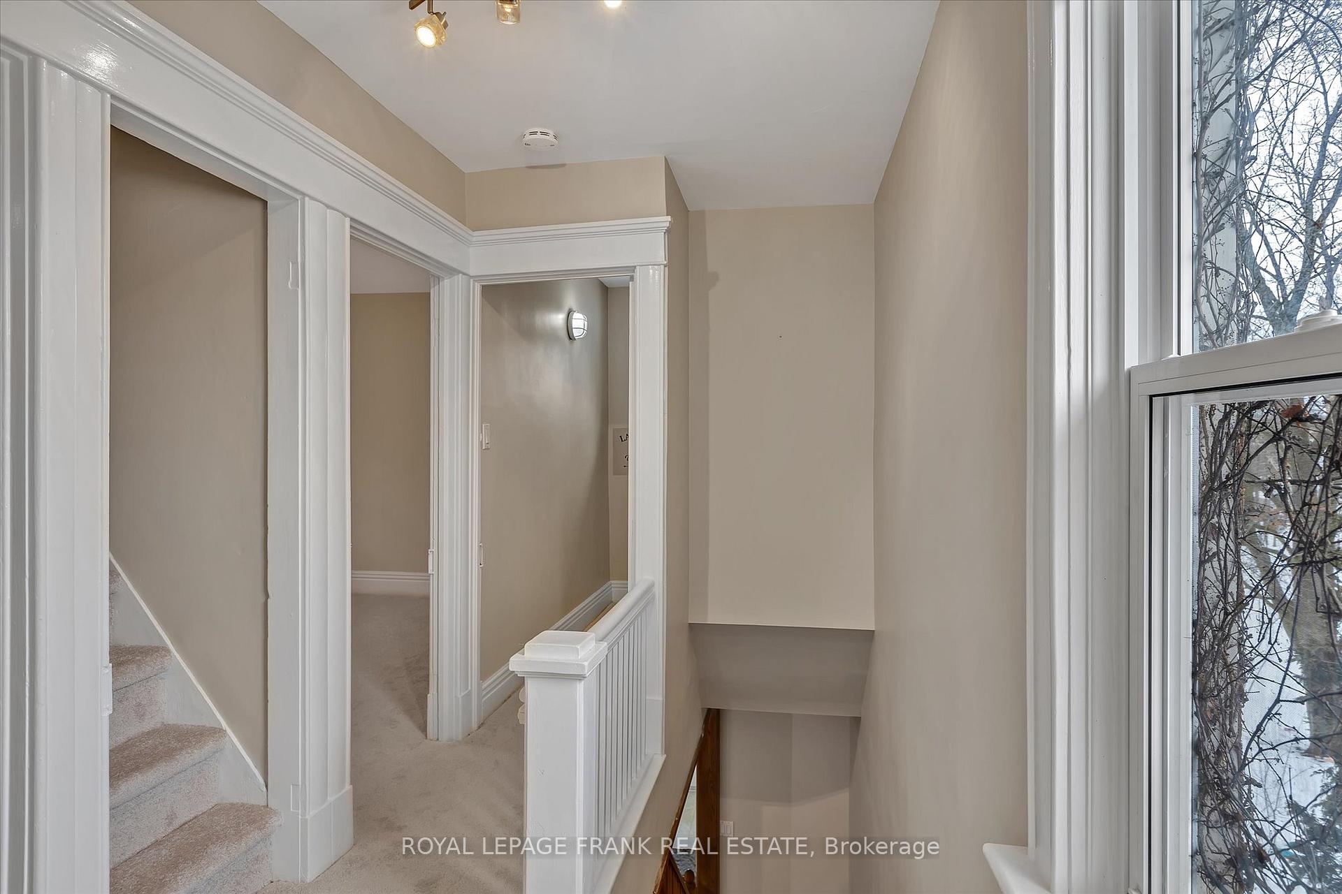 Photo 20 of 723 Bethune Street, Peterborough, Northcrest Ward 5 — HOMEH