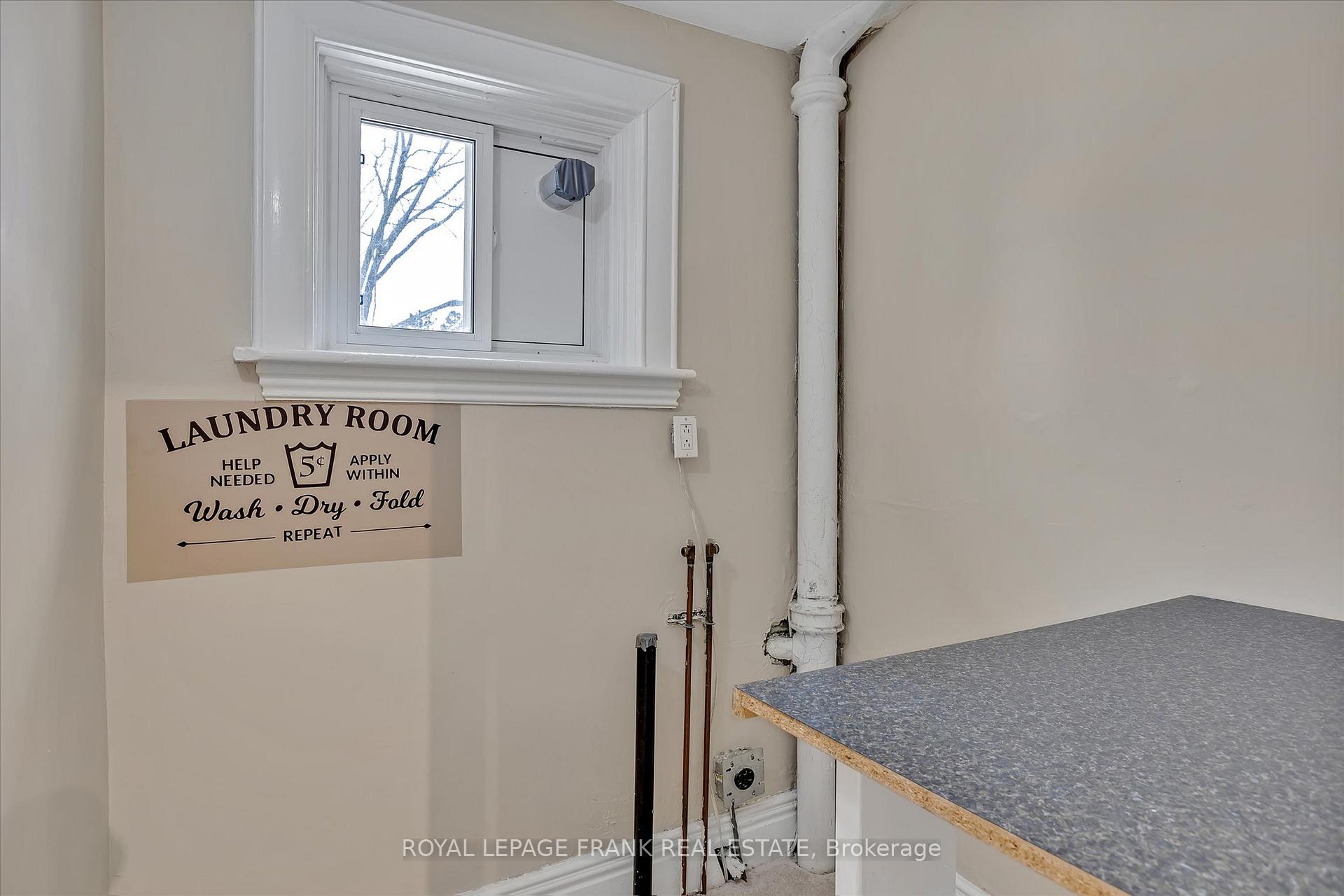 Photo 28 of 723 Bethune Street, Peterborough, Northcrest Ward 5 — HOMEH