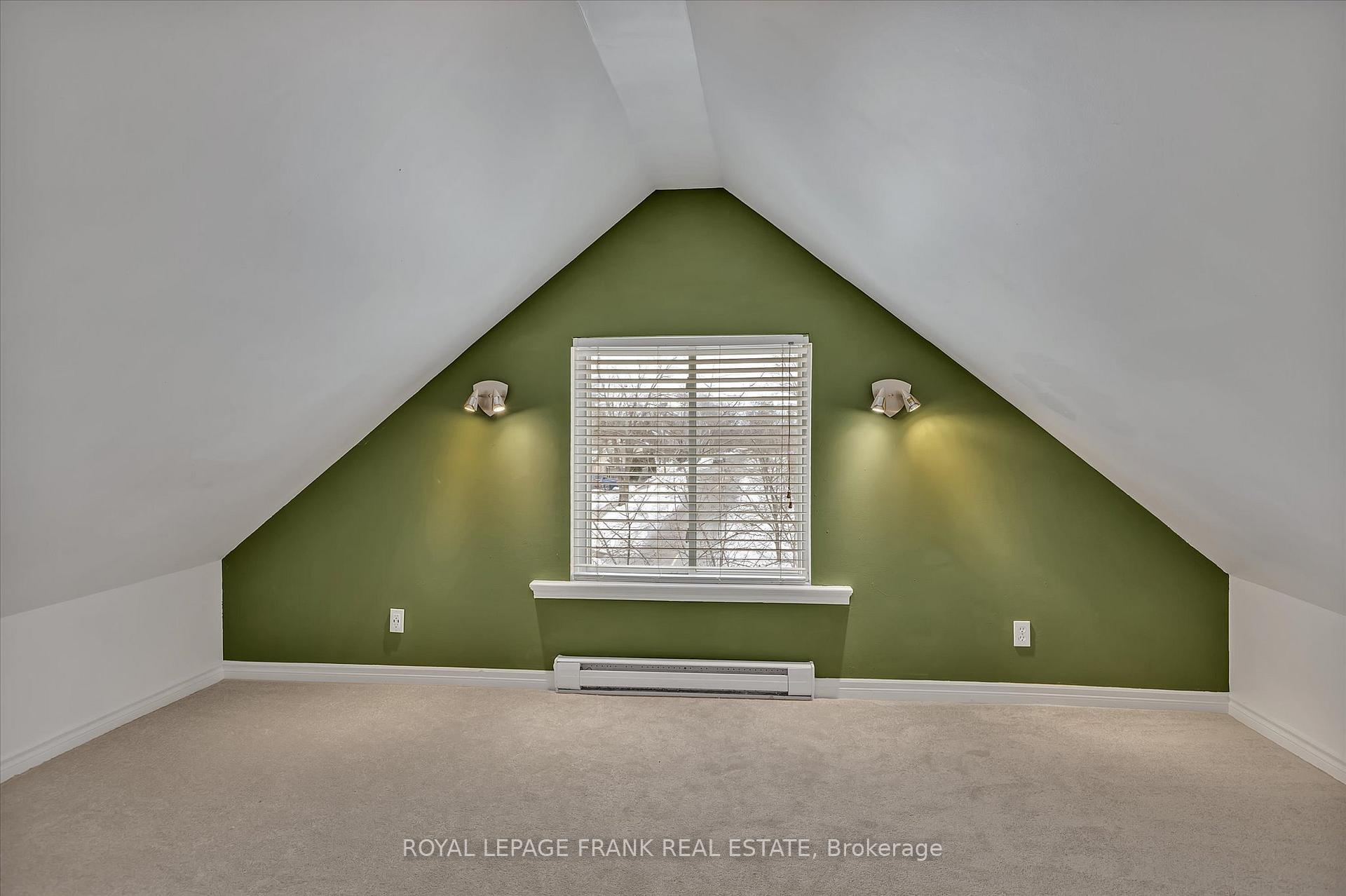 Photo 30 of 723 Bethune Street, Peterborough, Northcrest Ward 5 — HOMEH
