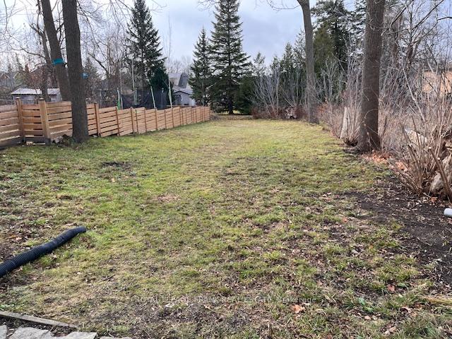 Photo 43 of 723 Bethune Street, Peterborough, Northcrest Ward 5 — HOMEH
