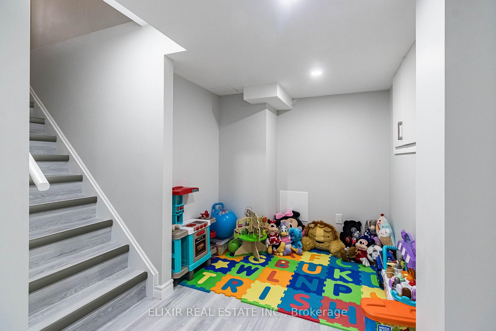 Photo 31 of 32 Solmar Avenue, Whitby, Taunton North — HOMEH