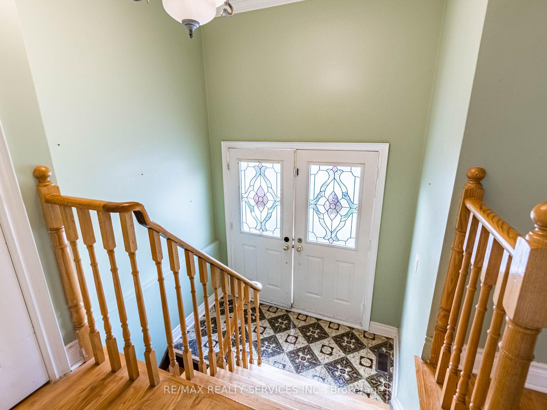 Photo 6 of 17 Fallway Road, Brampton, Madoc — HOMEH