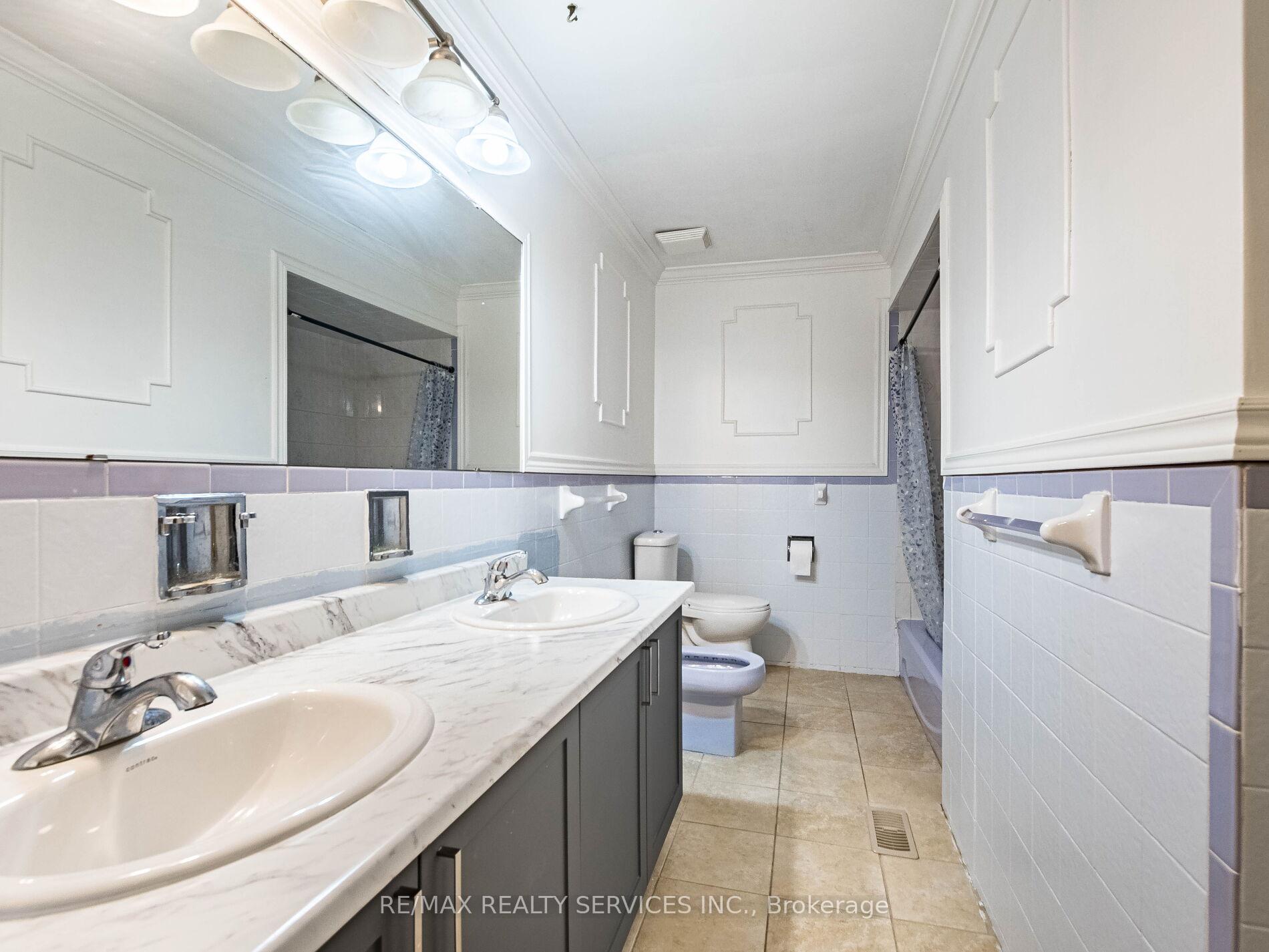 Photo 37 of 17 Fallway Road, Brampton, Madoc — HOMEH