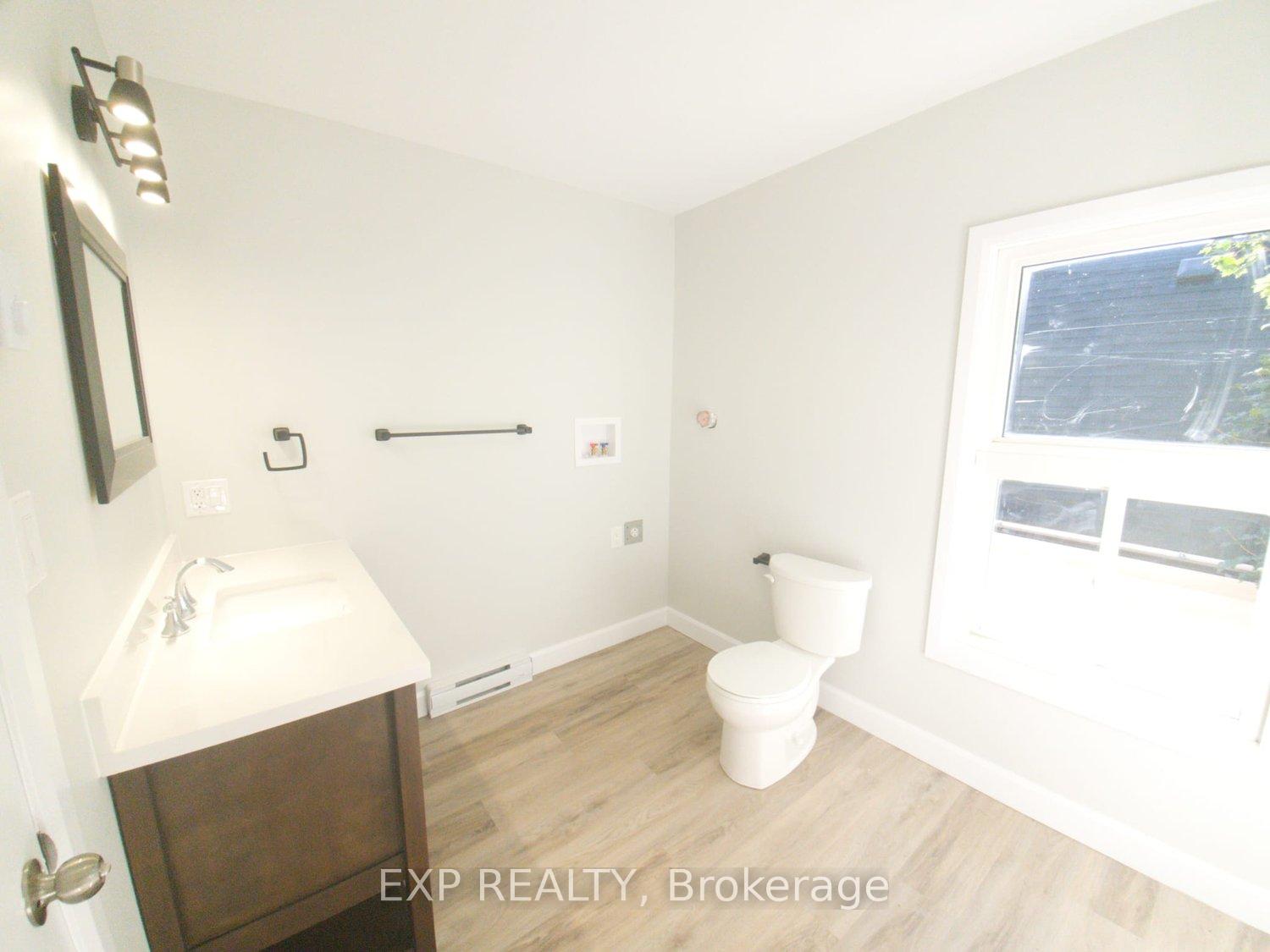 Photo 8 of Unit Unit B, 63 Emily Street, Belleville, Belleville Ward — HOMEH