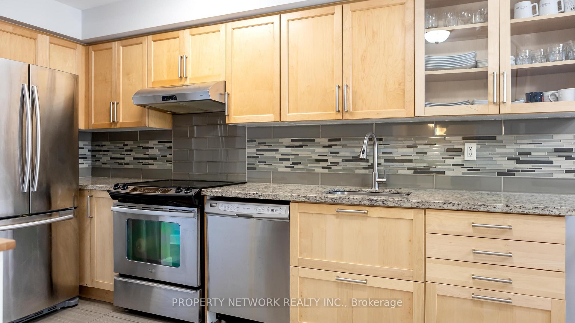 Photo 5 of 49 Lodgeway Drive, Vaughan, Rural Vaughan — HOMEH