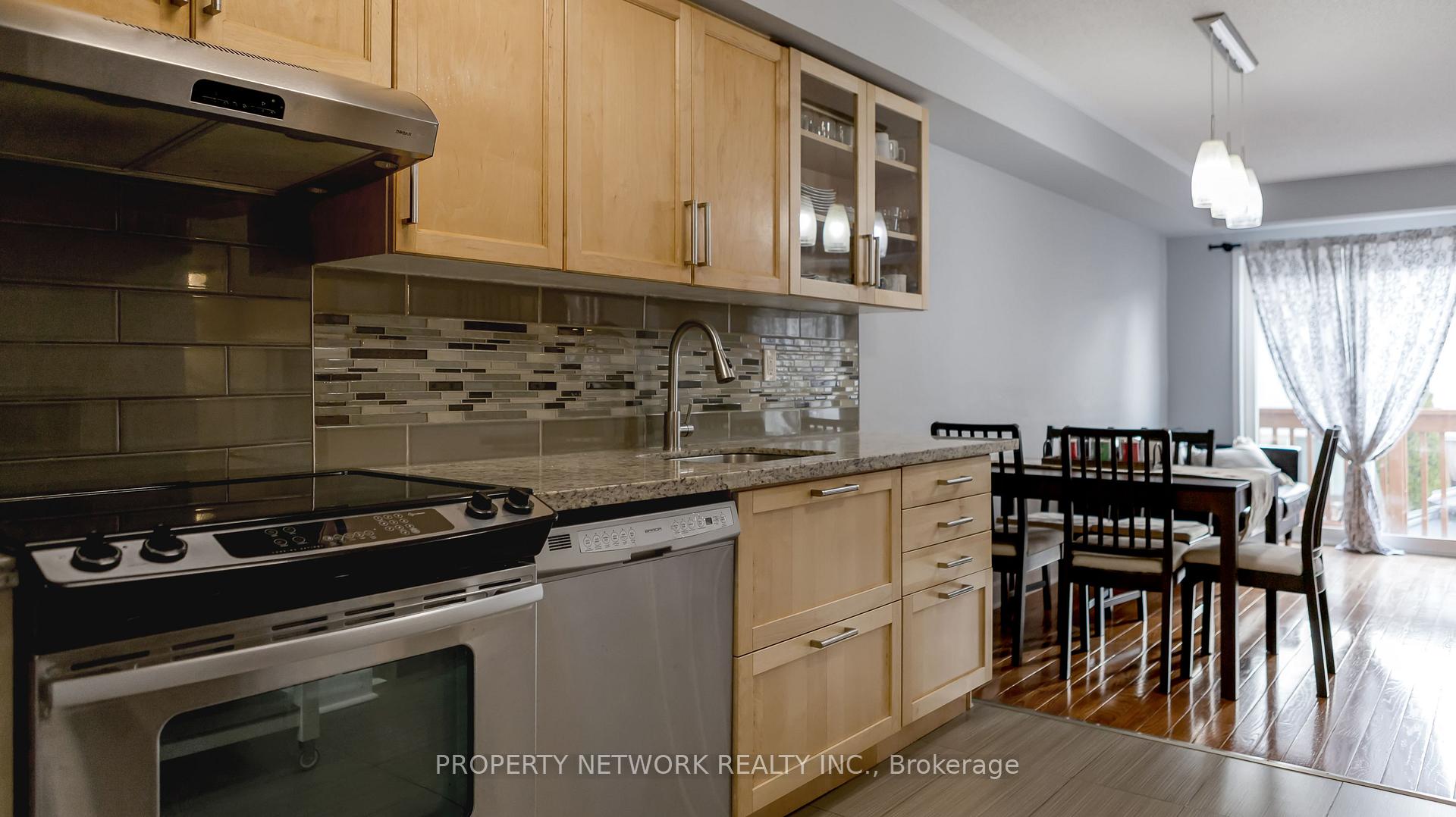 Photo 7 of 49 Lodgeway Drive, Vaughan, Rural Vaughan — HOMEH