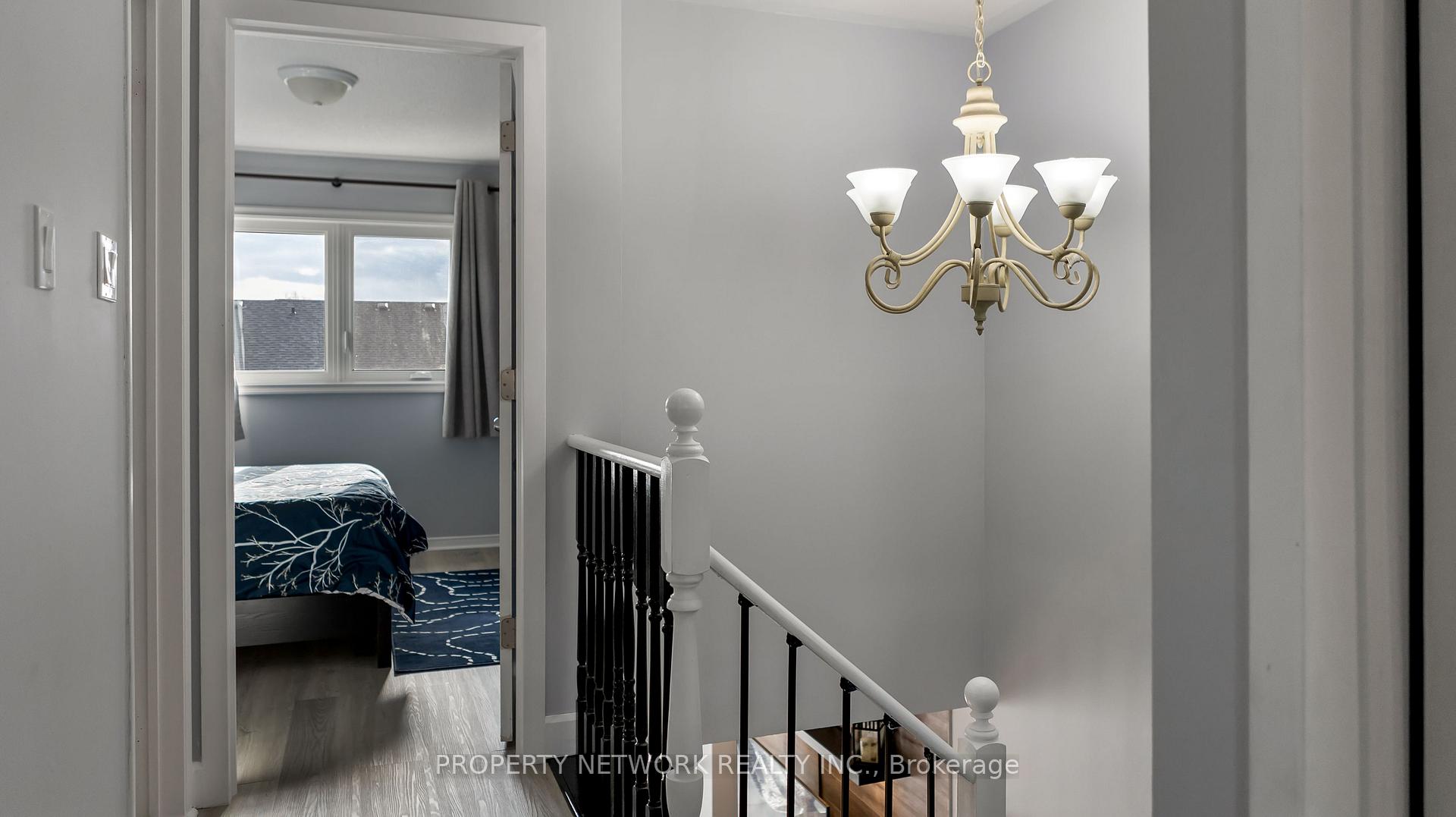 Photo 13 of 49 Lodgeway Drive, Vaughan, Rural Vaughan — HOMEH