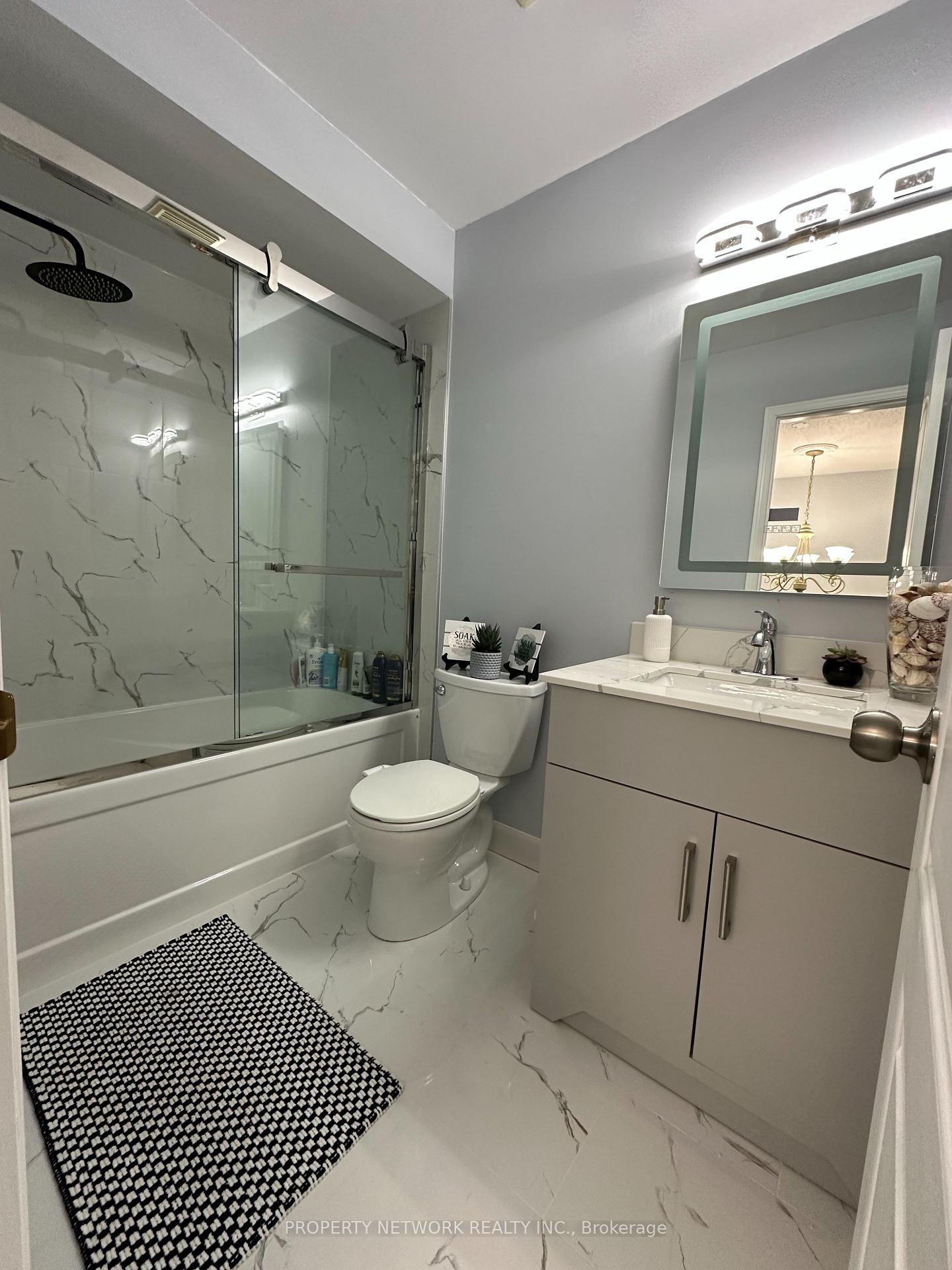 Photo 23 of 49 Lodgeway Drive, Vaughan, Rural Vaughan — HOMEH