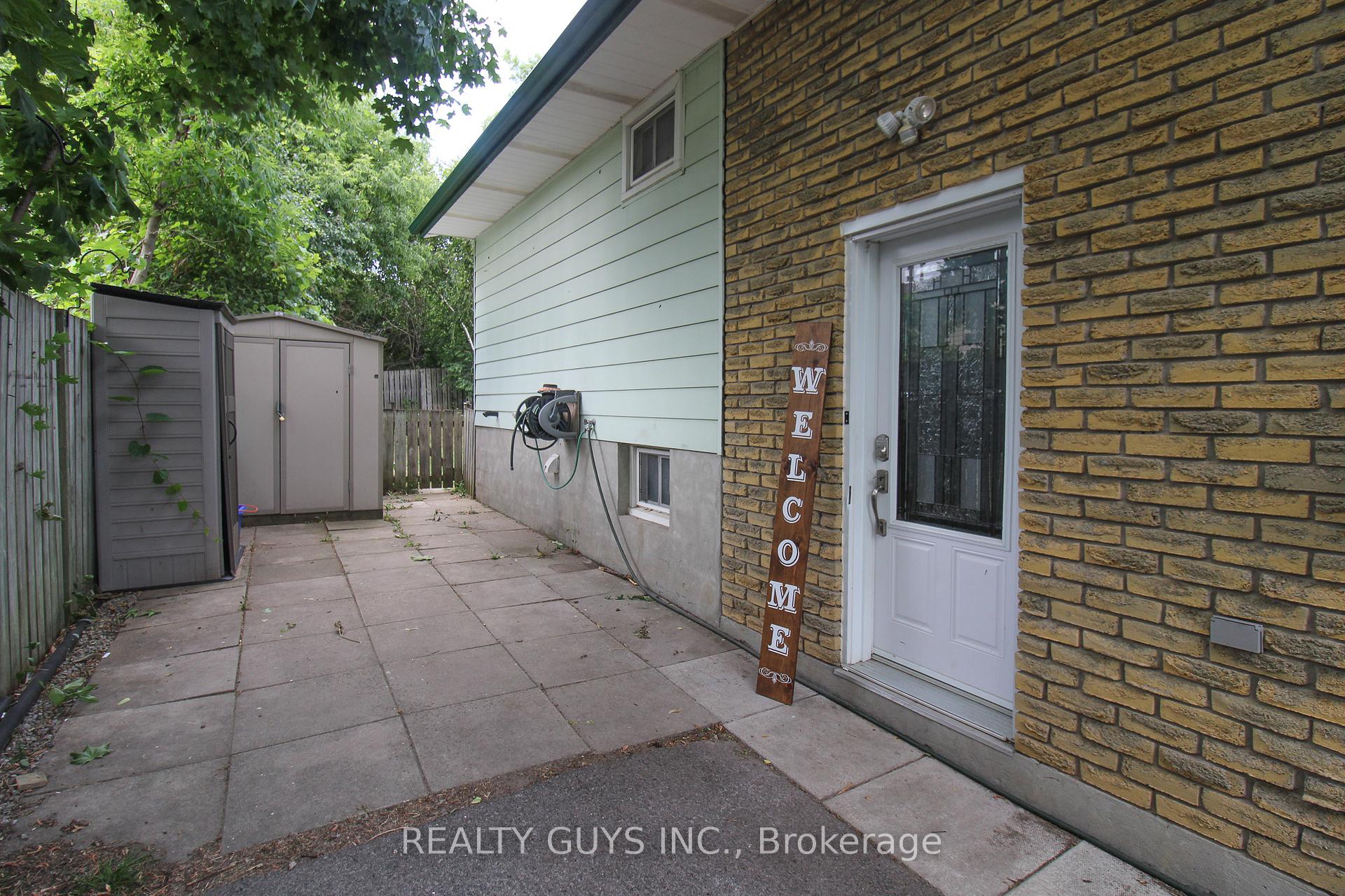 Photo 4 of 376 Southpark Drive, Peterborough, Ashburnham Ward 4 — HOMEH