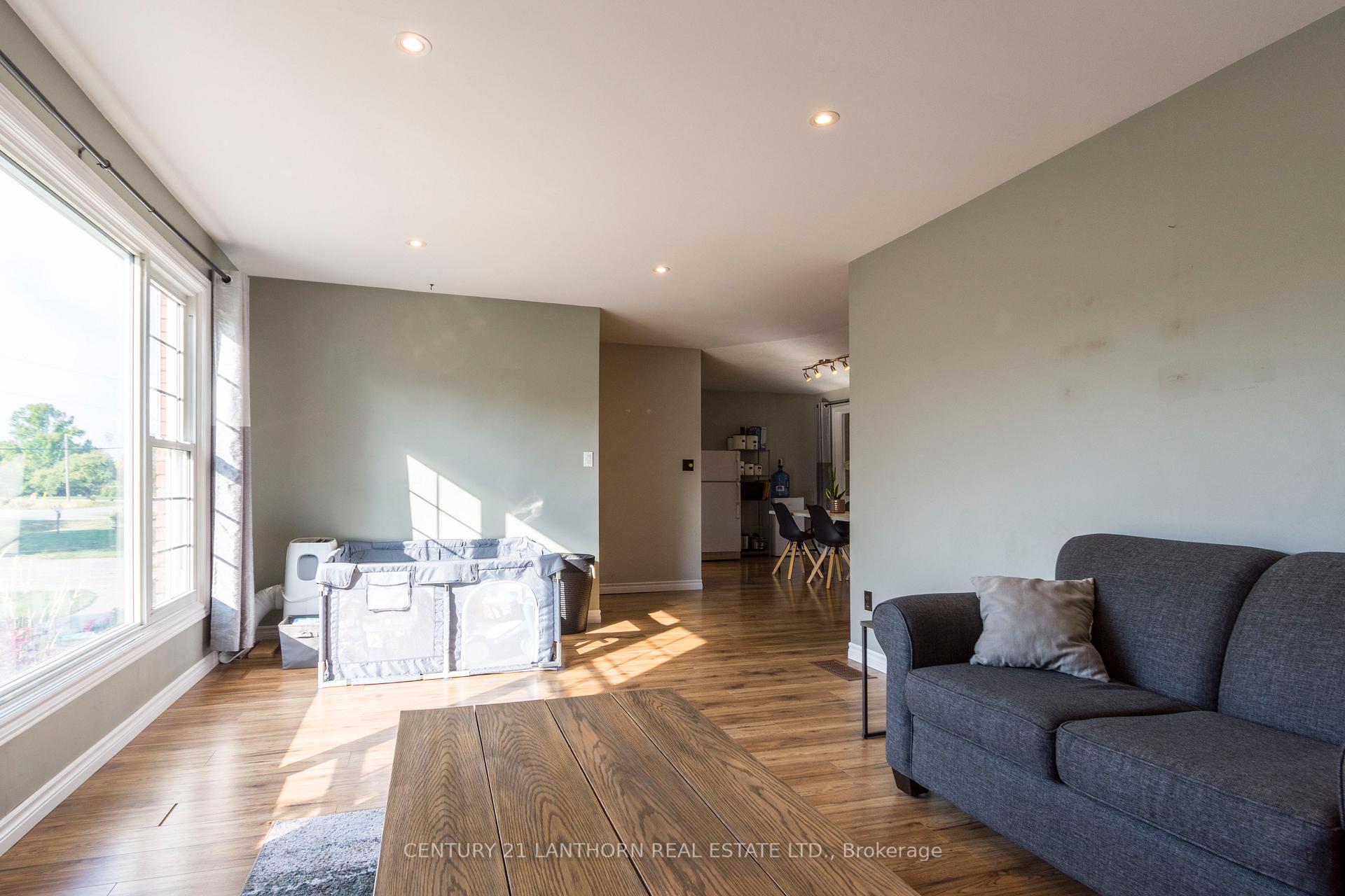 Photo 25 of 320 Smith Street, Brighton, Rural Brighton — HOMEH