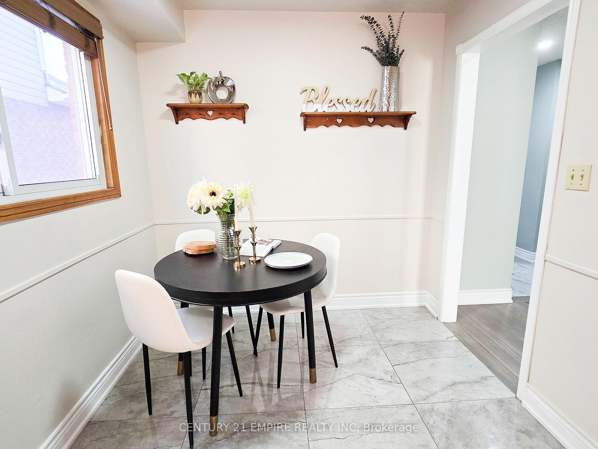Photo 11 of 154 Adele Crescent, Oshawa, McLaughlin — HOMEH