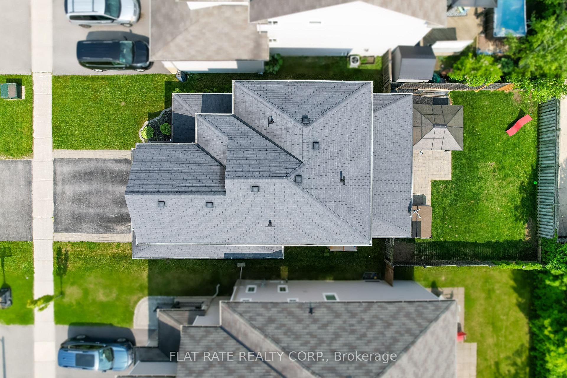 Photo 32 of 696 Tully Crescent, Peterborough, Monaghan Ward 2 — HOMEH