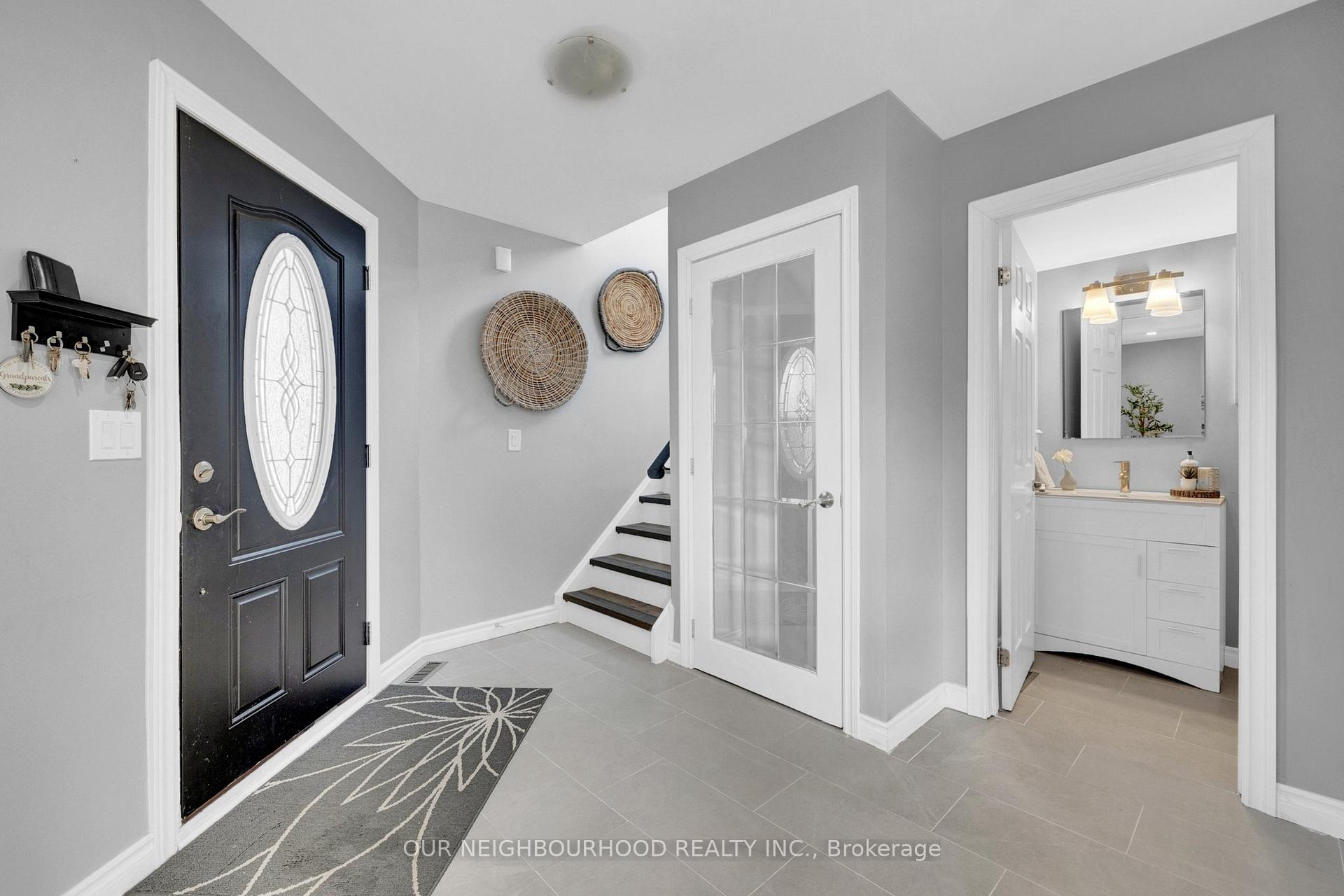 Photo 4 of 1263 Andover Drive, Oshawa, Eastdale — HOMEH