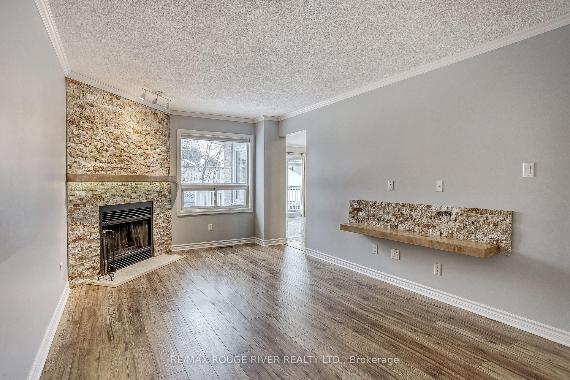 Photo 11 of 537 Whistler Drive, Oshawa, Northglen — HOMEH