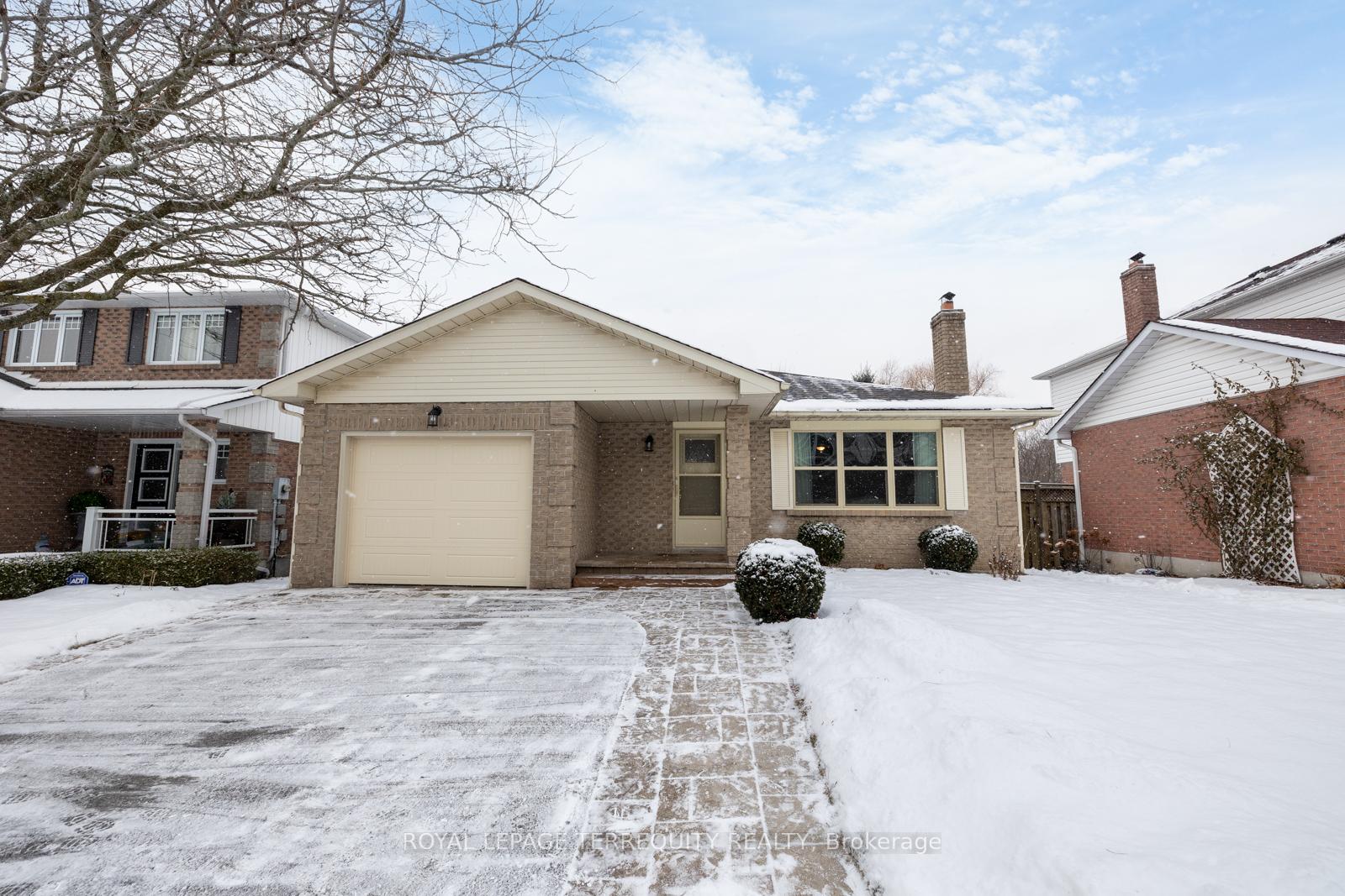 Photo 1 of 193 Overbank Drive, Oshawa, McLaughlin — HOMEH