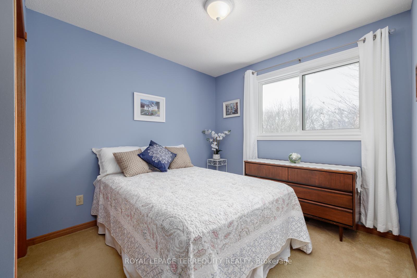 Photo 15 of 193 Overbank Drive, Oshawa, McLaughlin — HOMEH