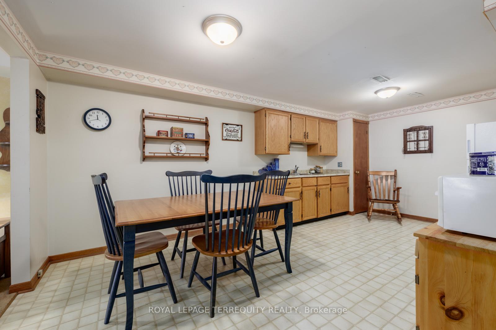 Photo 22 of 193 Overbank Drive, Oshawa, McLaughlin — HOMEH