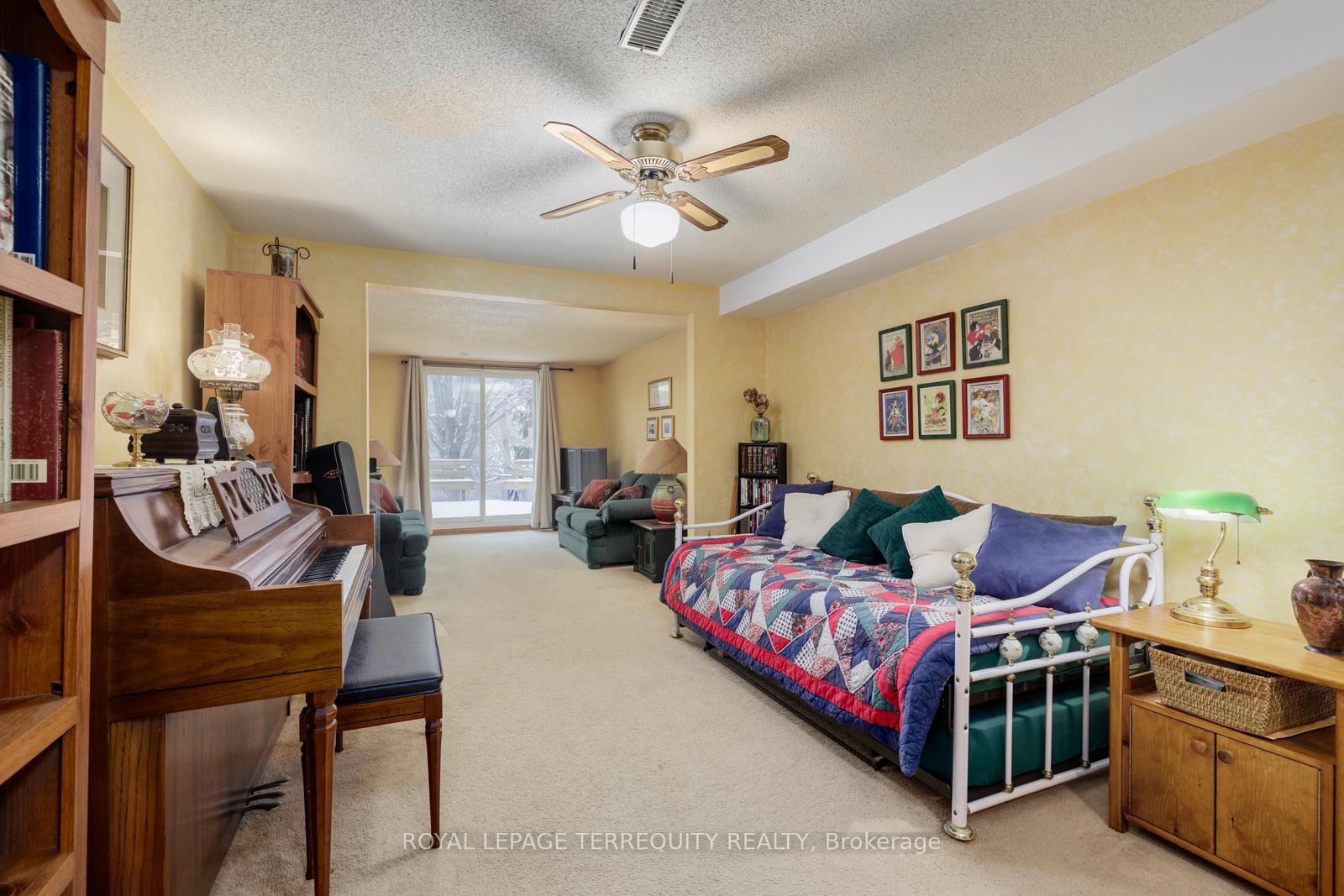 Photo 23 of 193 Overbank Drive, Oshawa, McLaughlin — HOMEH