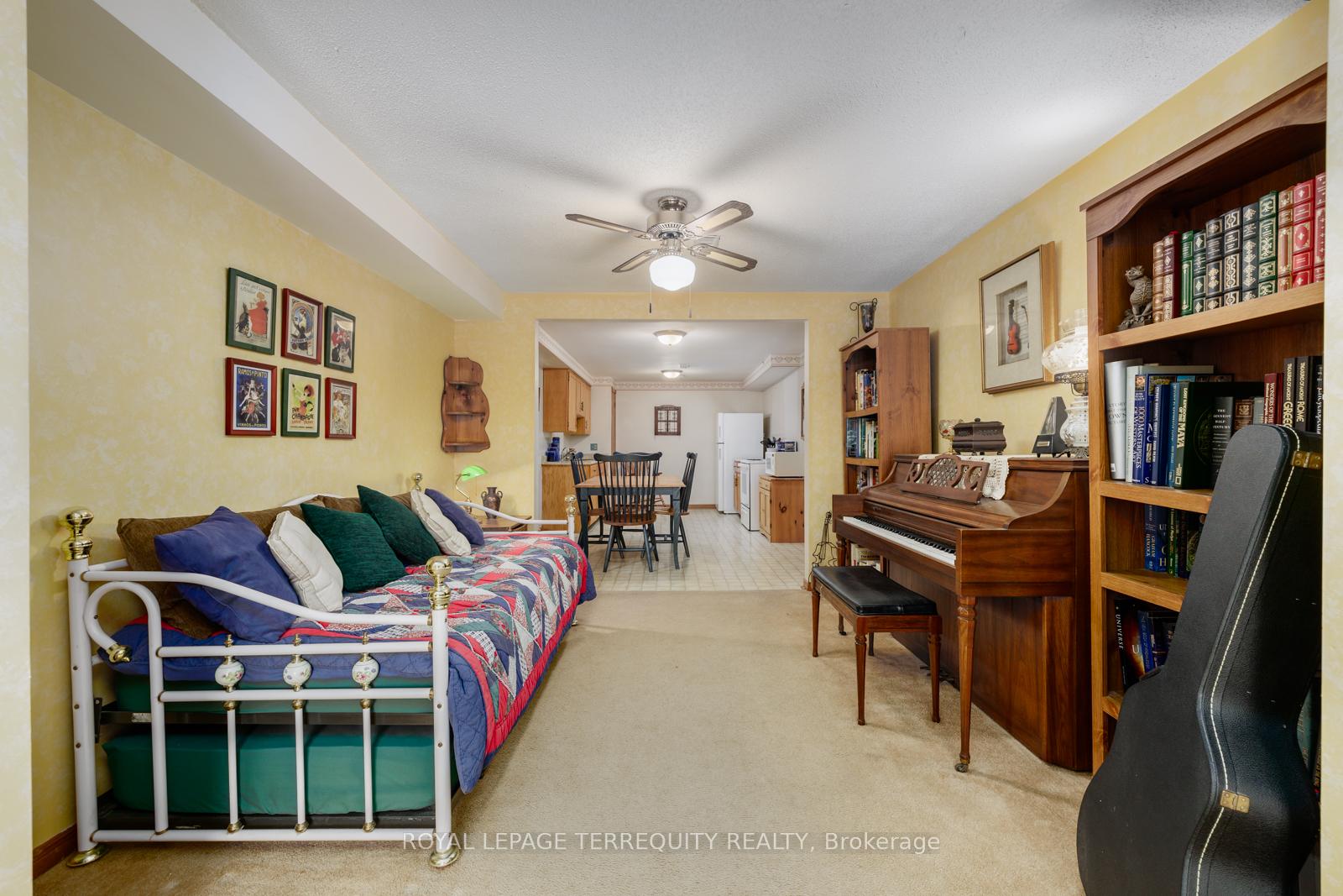 Photo 24 of 193 Overbank Drive, Oshawa, McLaughlin — HOMEH