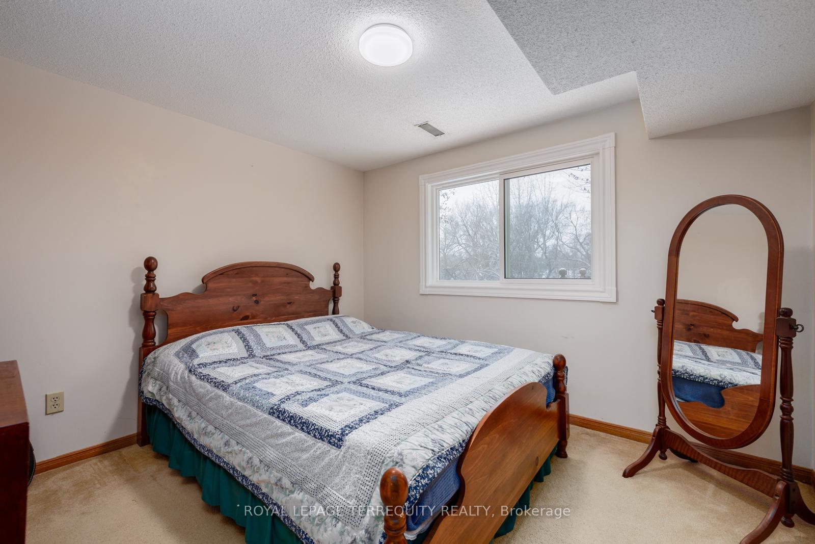Photo 27 of 193 Overbank Drive, Oshawa, McLaughlin — HOMEH